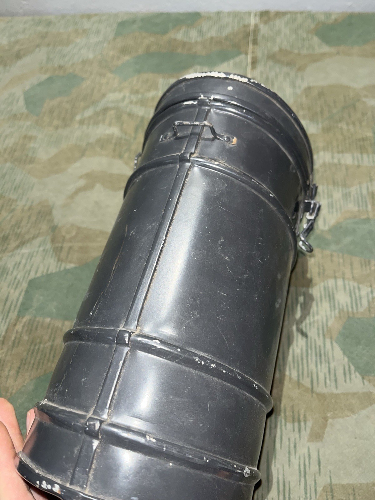 Post WWII German Draeger Feuerwehrgeräte Gas Mask Canister - Image 3