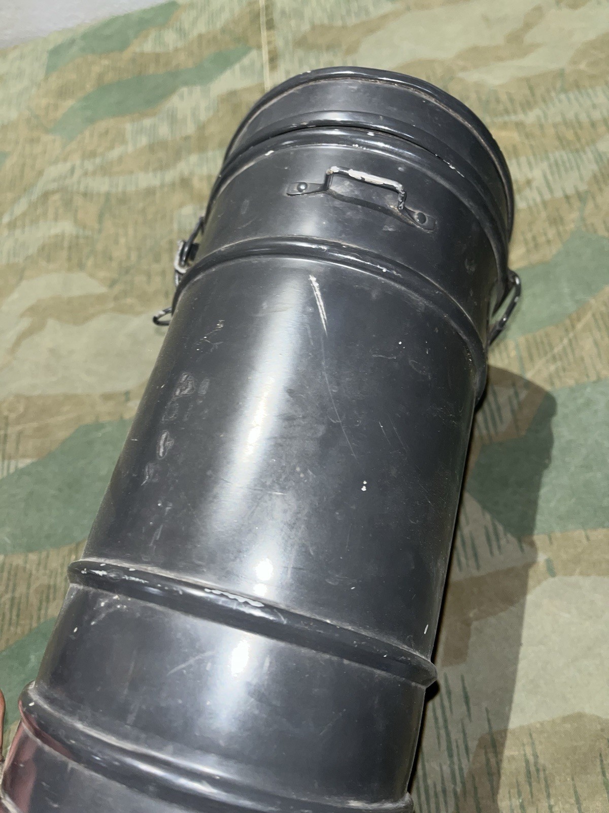 Post WWII German Draeger Feuerwehrgeräte Gas Mask Canister - Image 6