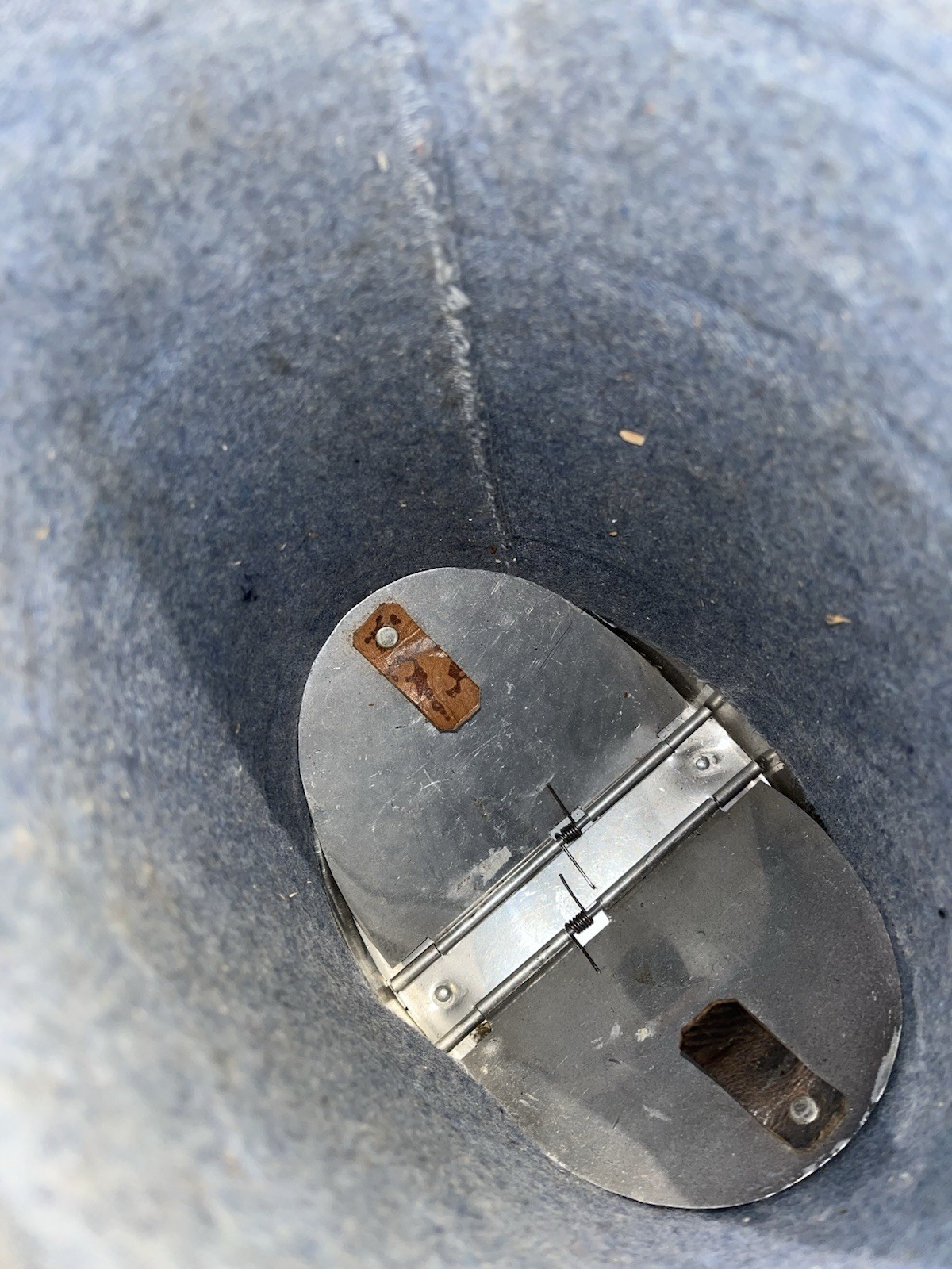 Post WWII German Draeger Feuerwehrgeräte Gas Mask Canister - Image 12