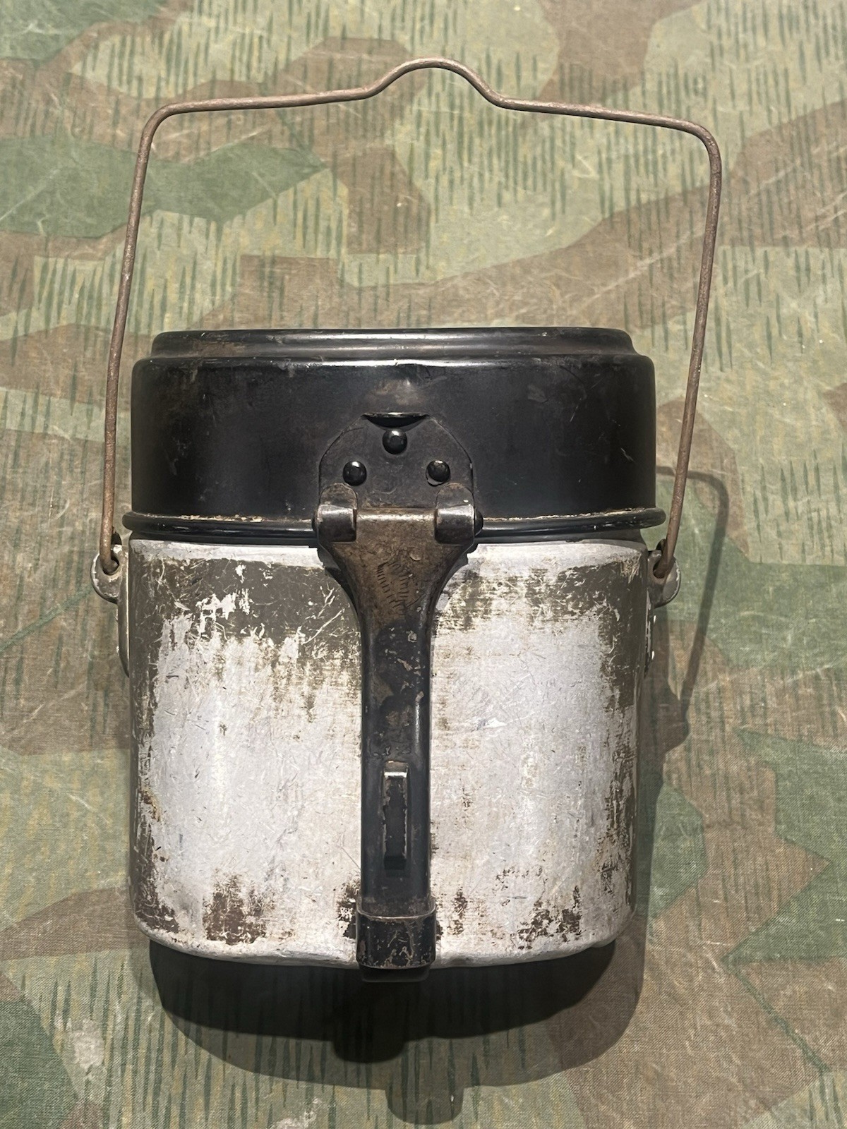 Original WW2 German M1910 Style Mess Tin Kit Marked HRE34