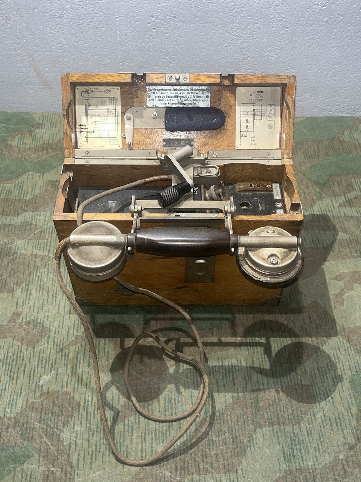 Post-WW1 / Pre-WW2 Original German Field Telephone FF26 / Precursor to FF33