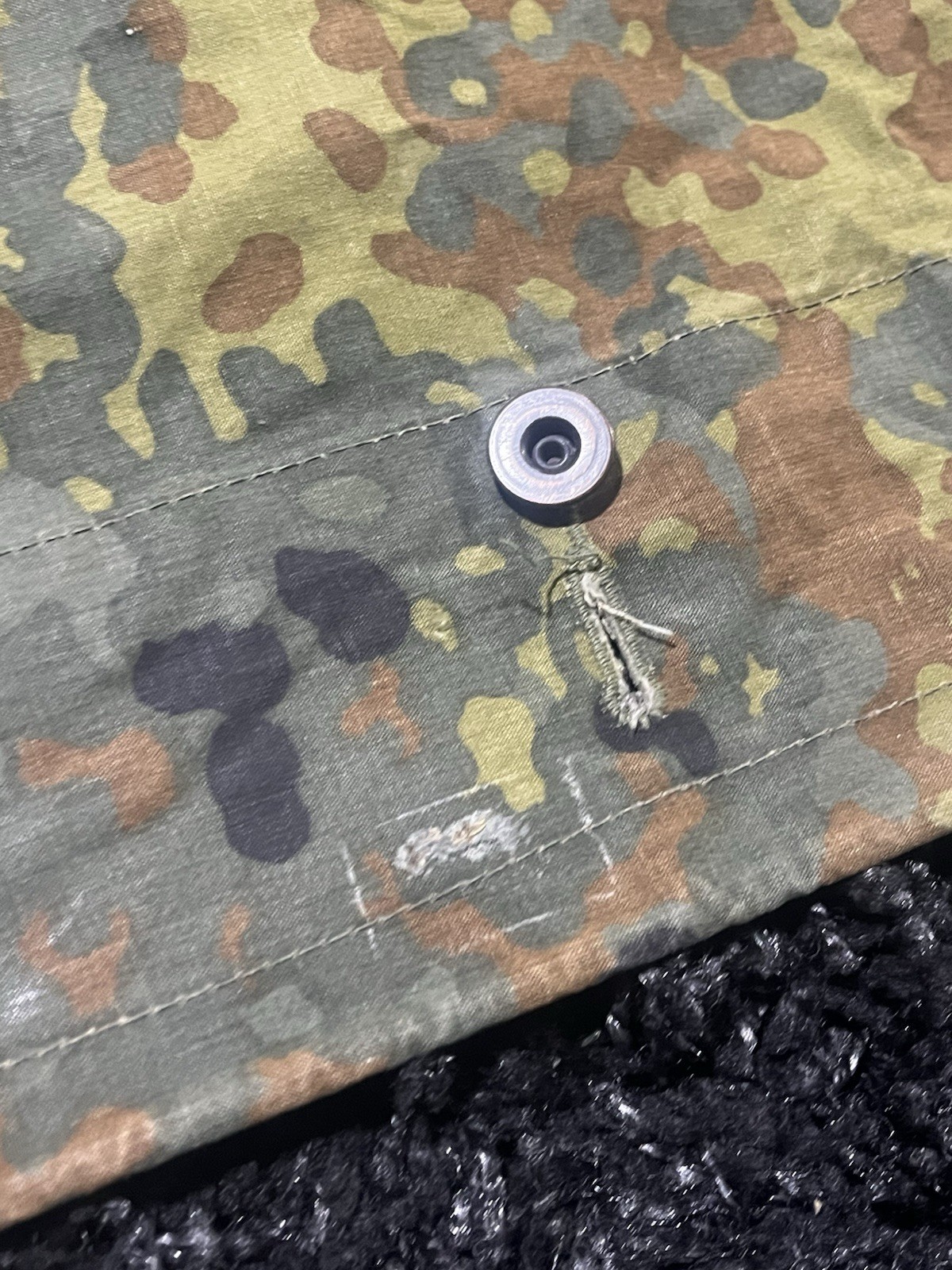 Post WW2 German Bundeswehr Flecktarn Camo Zeltbahn Poncho Tent Original w/ Defect - Image 10