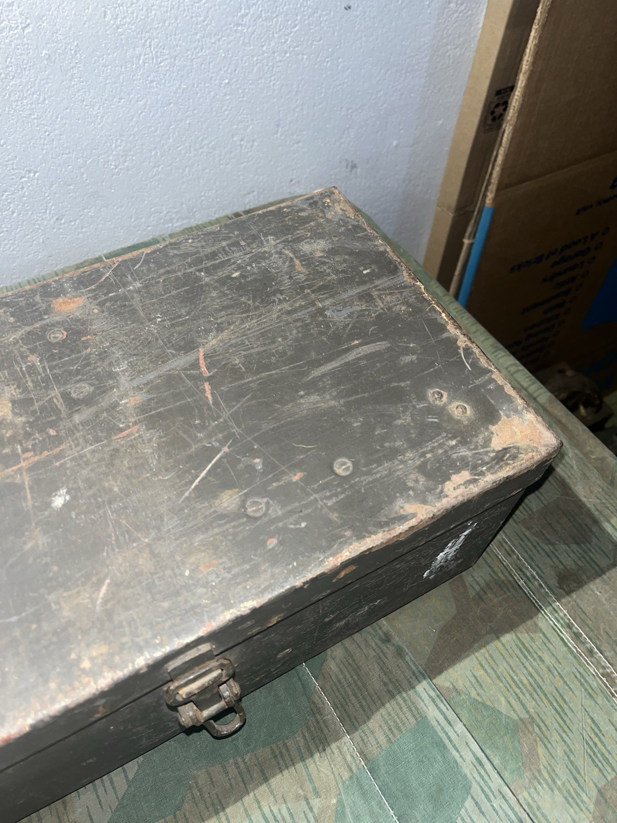 Original WW2 German Rangefinder Entfernungsmesser Optics (Transit Case Only) - Image 6