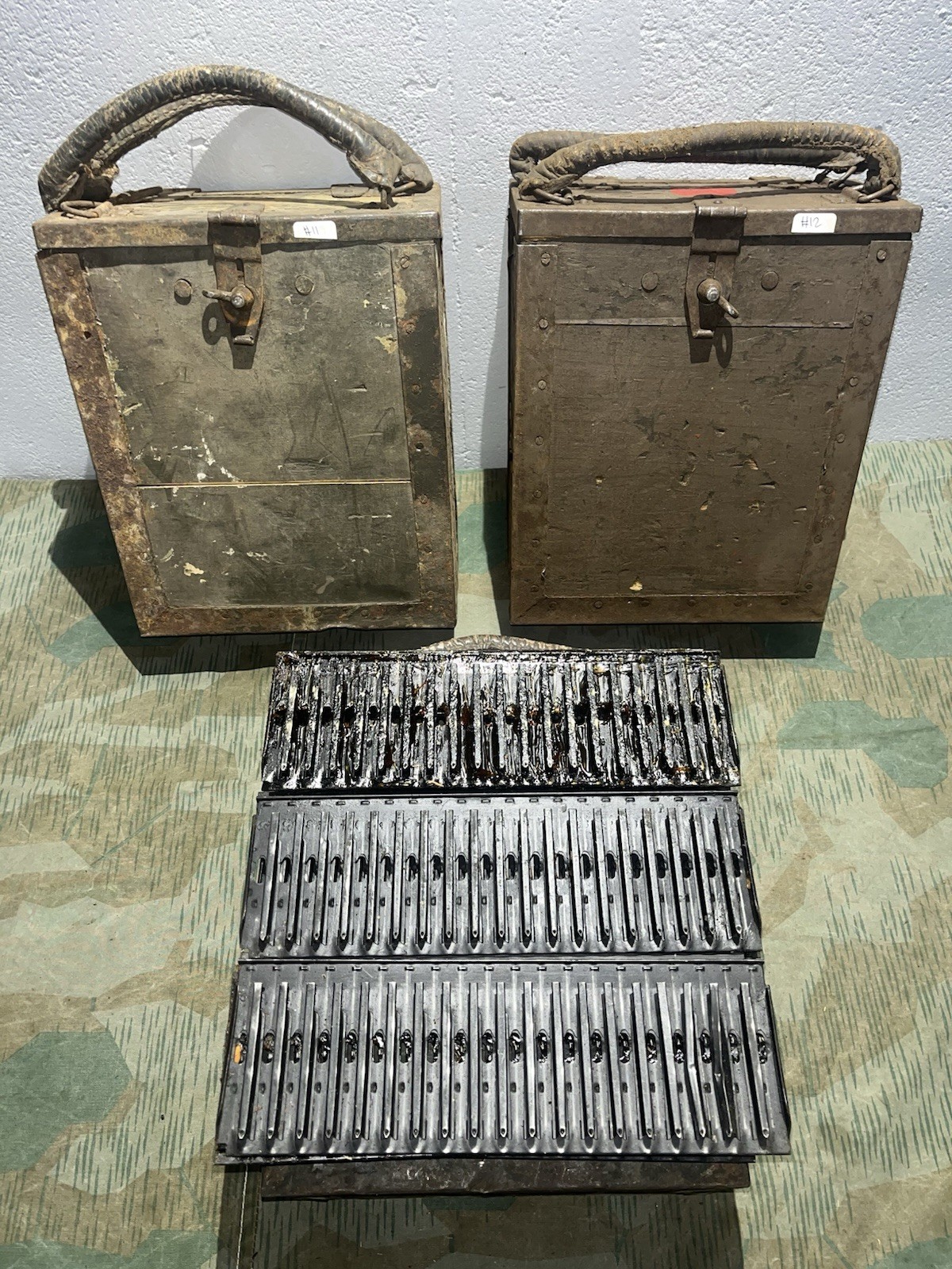 Original WW2 German / 3x Italian Breda M37 Ammo Cans Boxes Crates w/ Feed Trays