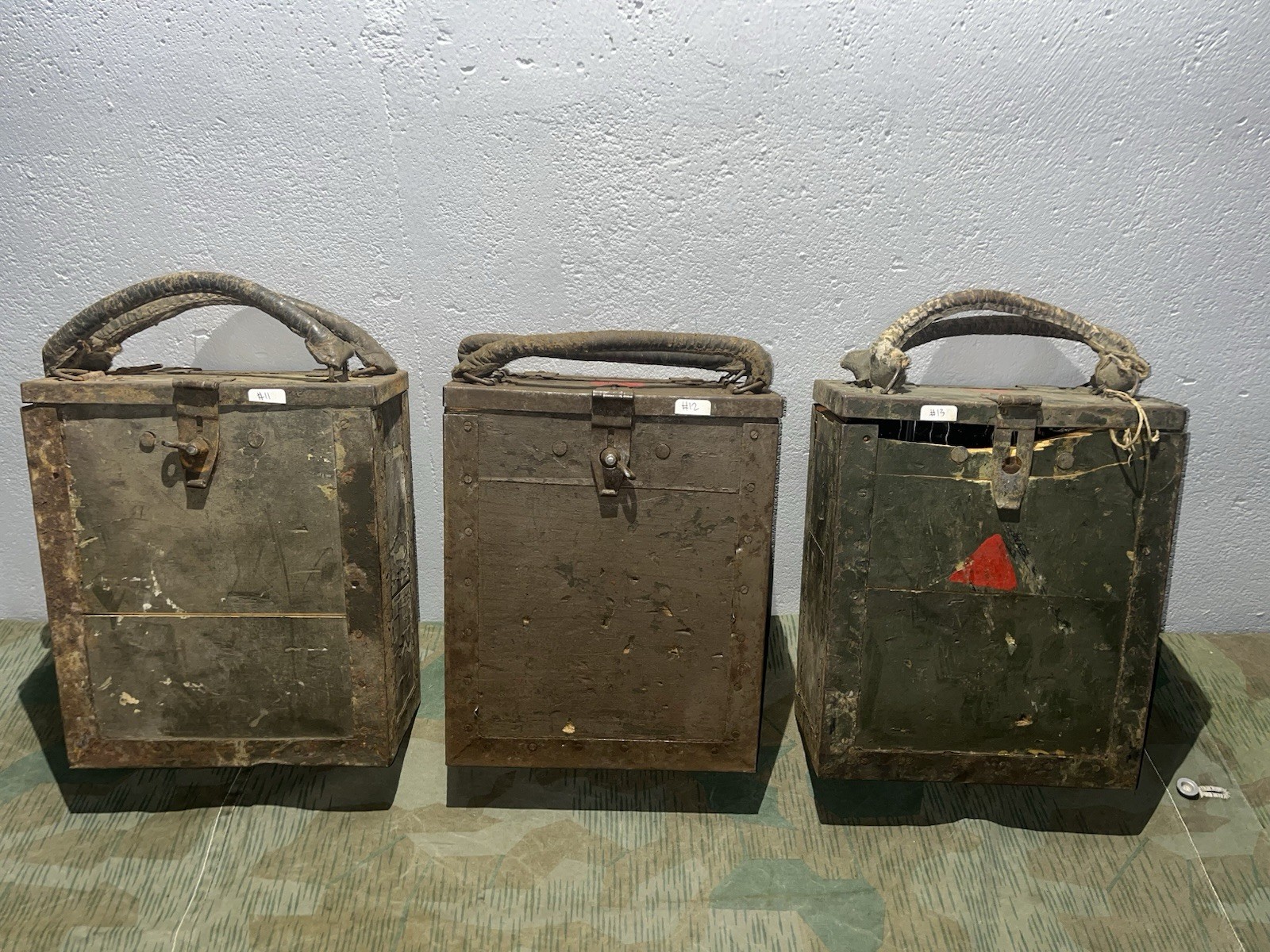 Original WW2 German / 3x Italian Breda M37 Ammo Cans Boxes Crates w/ Feed Trays - Image 3