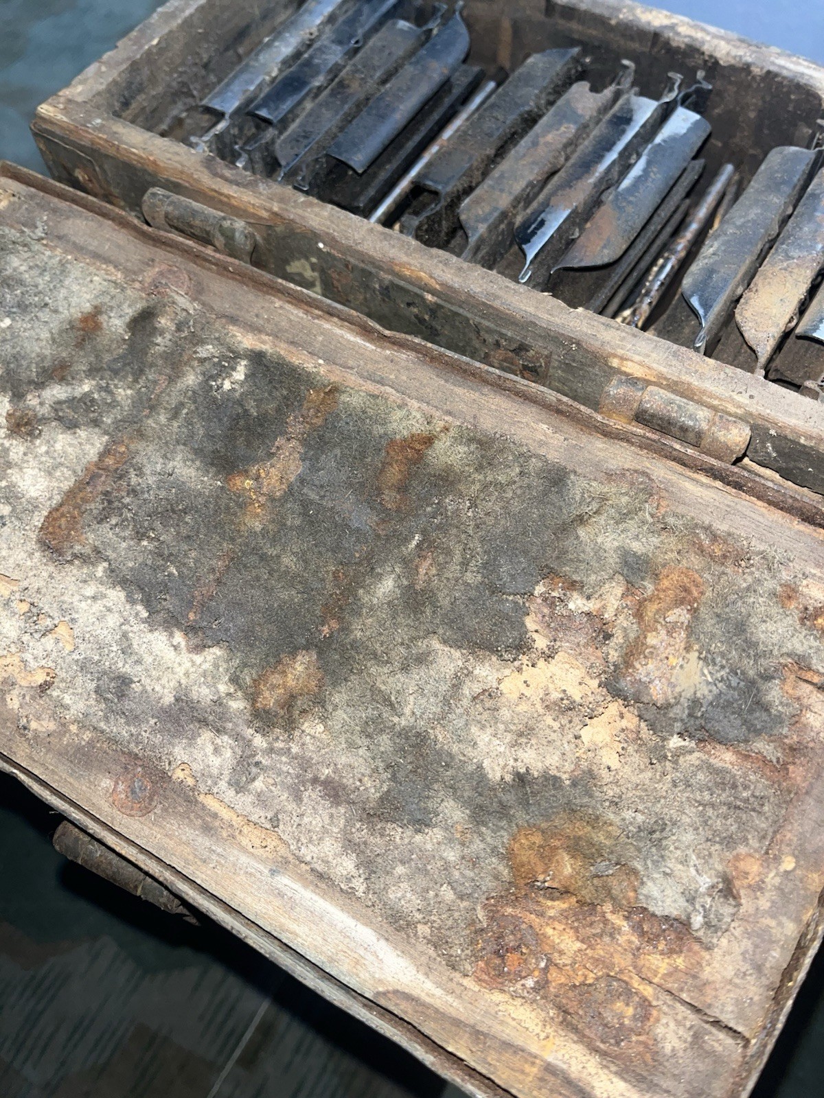 Original WW2 German / 3x Italian Breda M37 Ammo Cans Boxes Crates w/ Feed Trays - Image 11