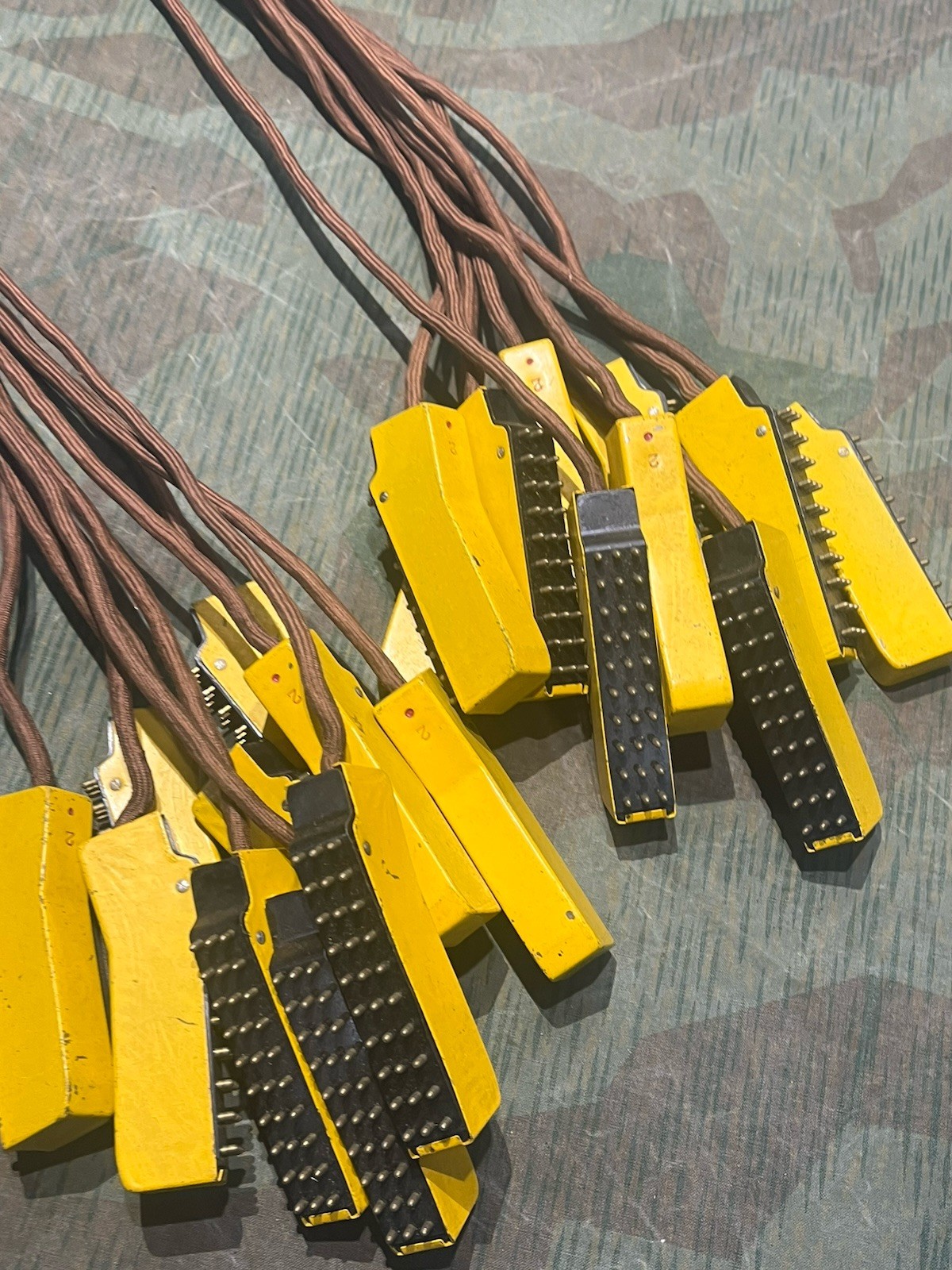 Original WW2 German FF33 Field Telephone / 10 Line Switchboard 30 Pin Plug Cable 1x Only - Image 5