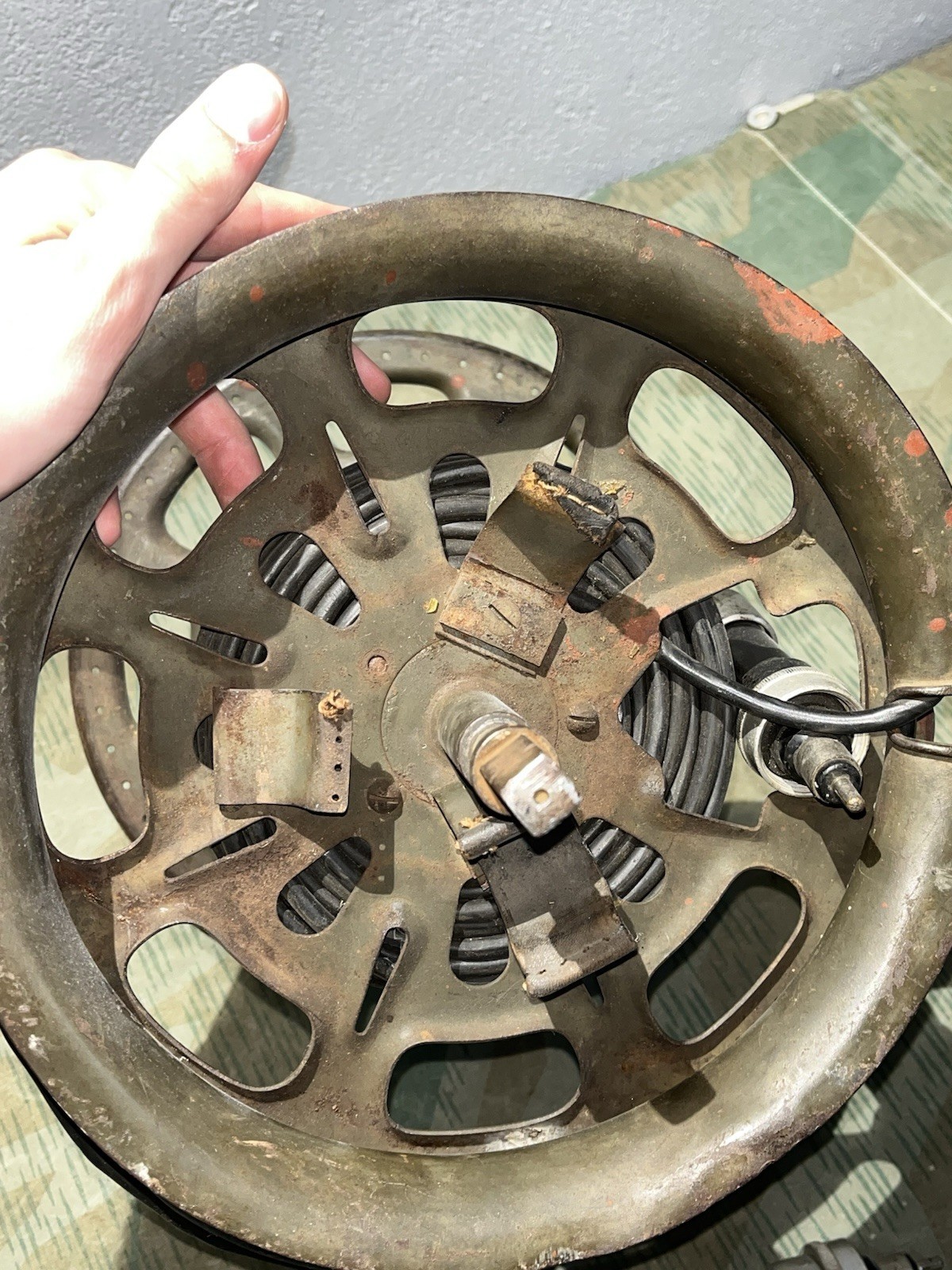Original WW2 German Reichsbahn Railroad FF33 Field Phone Cable Reel Spool w/ Wire - Image 2