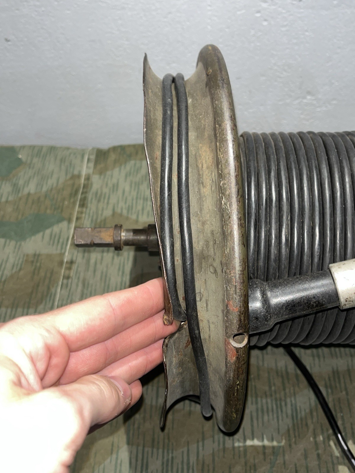 Original WW2 German Reichsbahn Railroad FF33 Field Phone Cable Reel Spool w/ Wire - Image 7