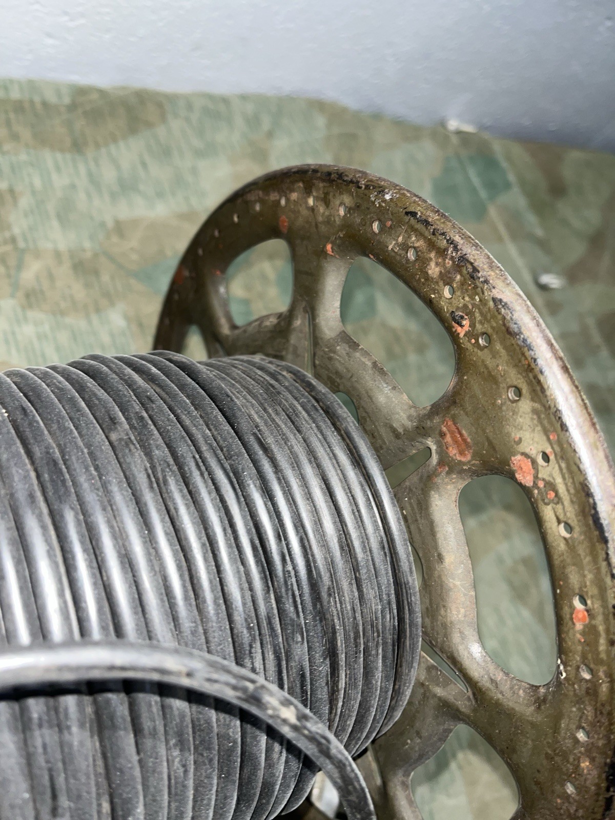 Original WW2 German Reichsbahn Railroad FF33 Field Phone Cable Reel Spool w/ Wire - Image 10