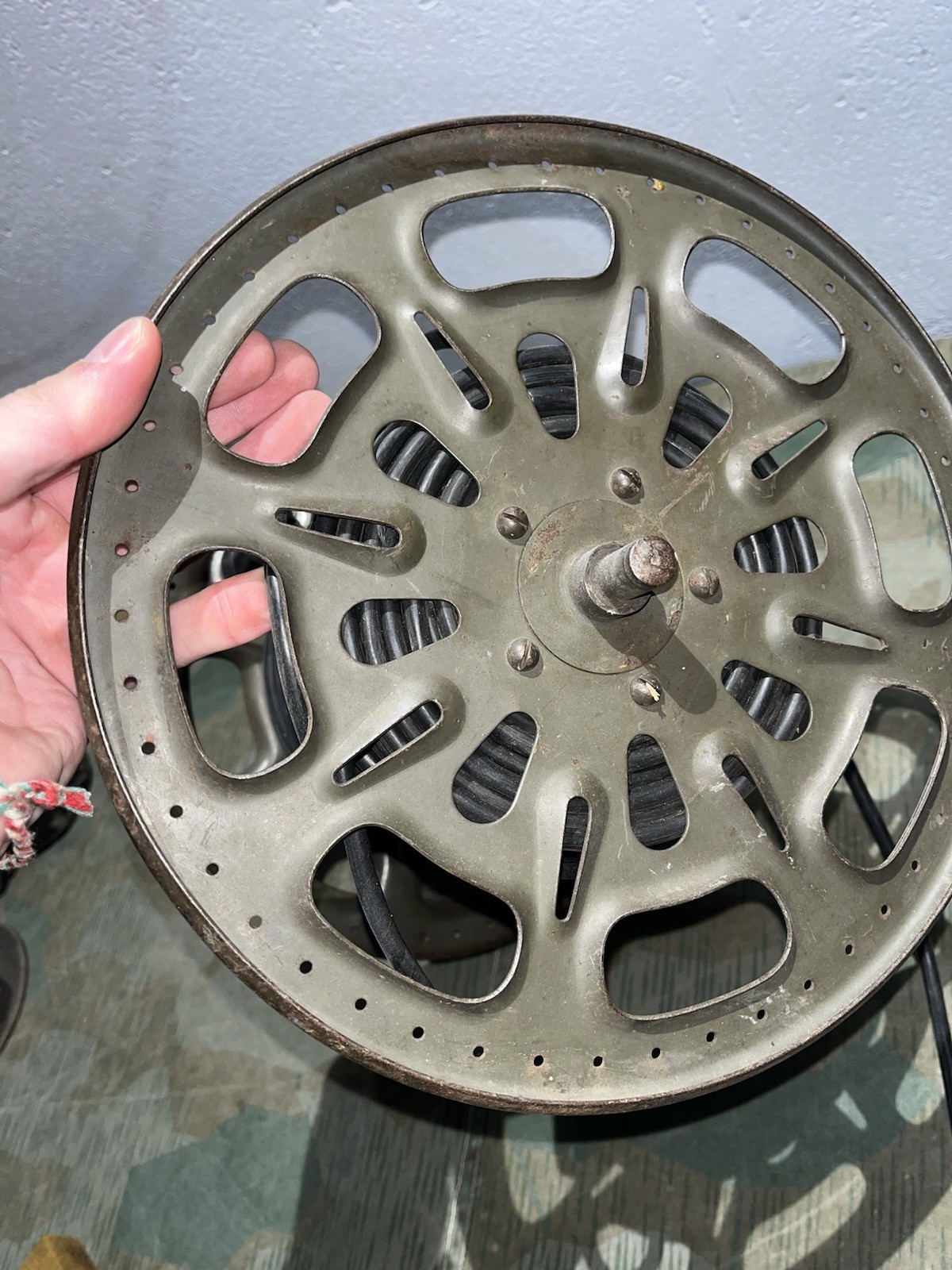 Original WW2 German Reichsbahn Railroad FF33 Field Phone Cable Reel Spool w/ Wire - Image 14