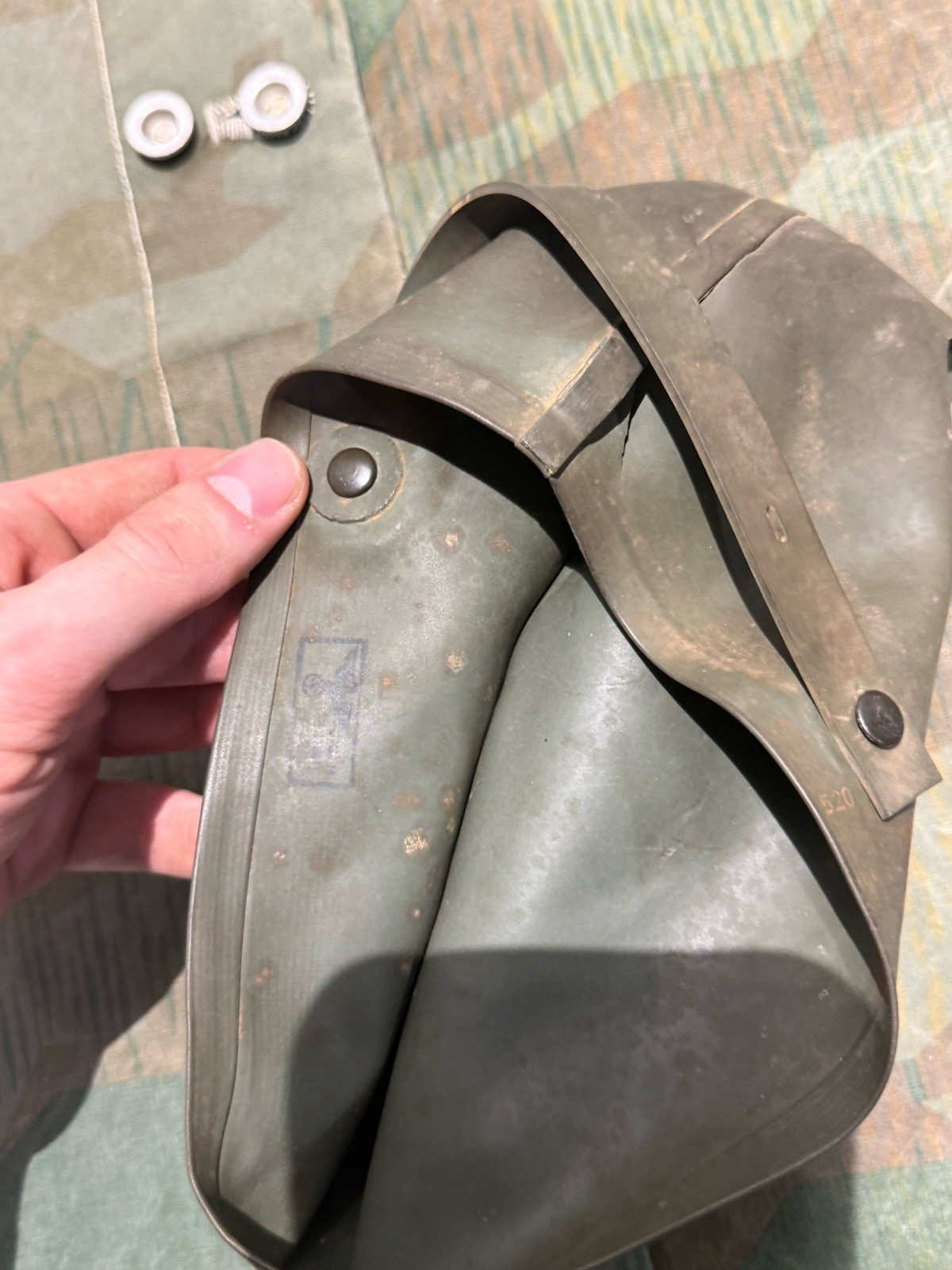 Original WW2 German Luftschutz Vm37 Civil Gas Mask & Filter Waffen Marked (1x Only) - Image 6