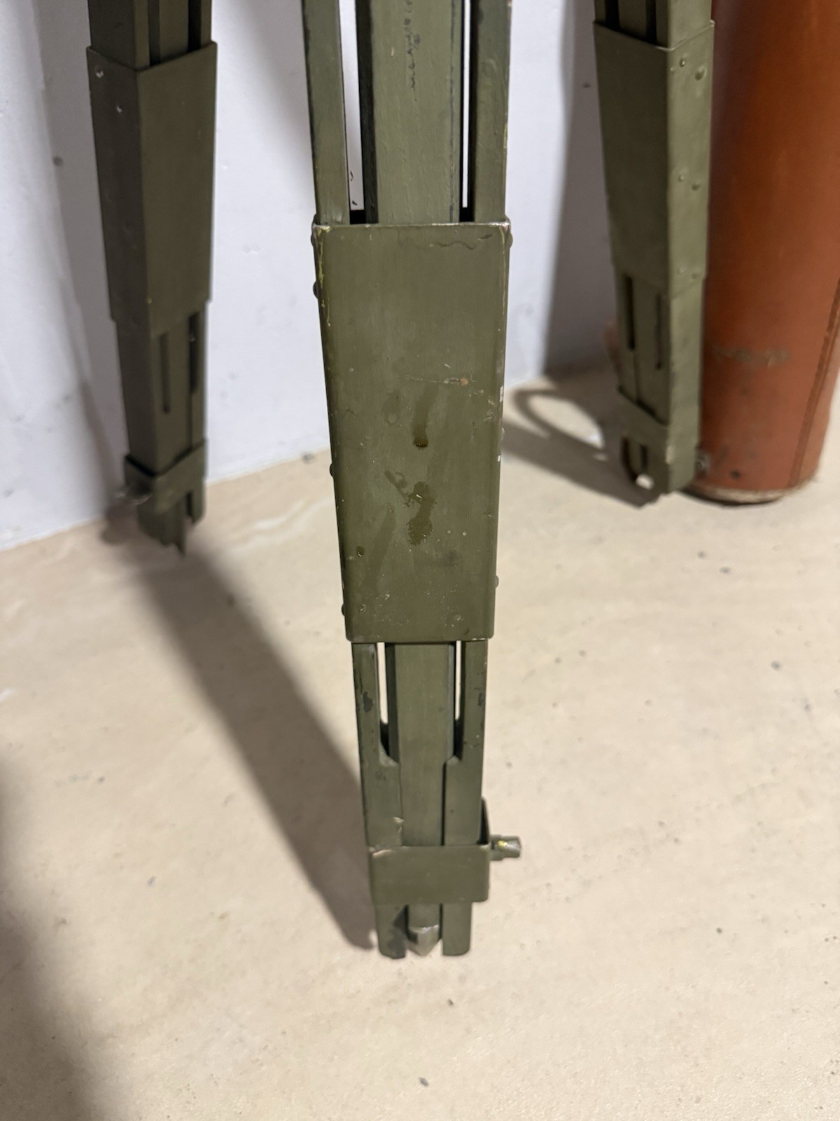 Original WW2 German Gestell 31 (Tripod ONLY) for Rangefinders / Periscope / Optics - Image 4