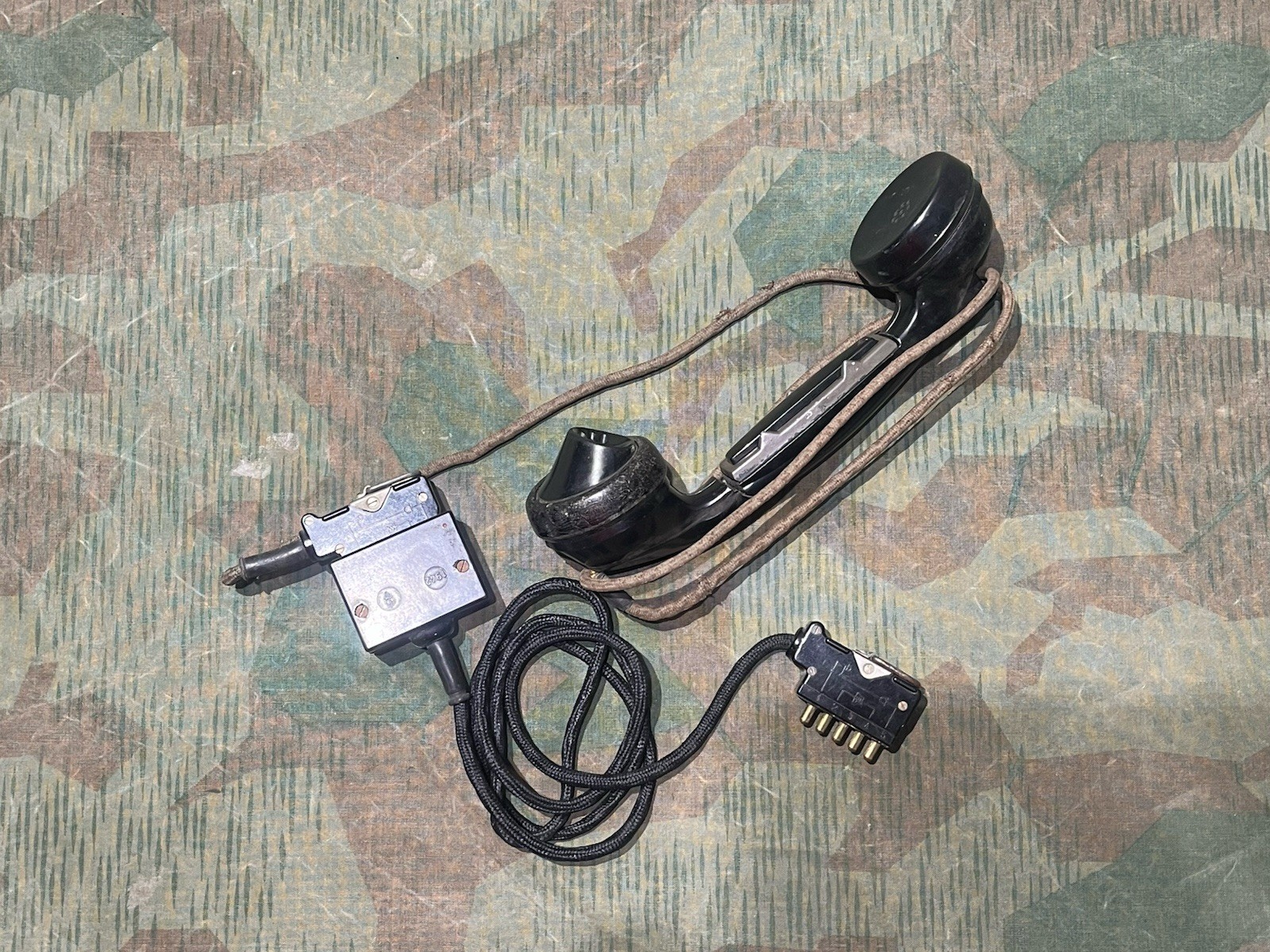 Original WW2 German FF33 Field Phone Telephone Handset (Extension Cord Only)