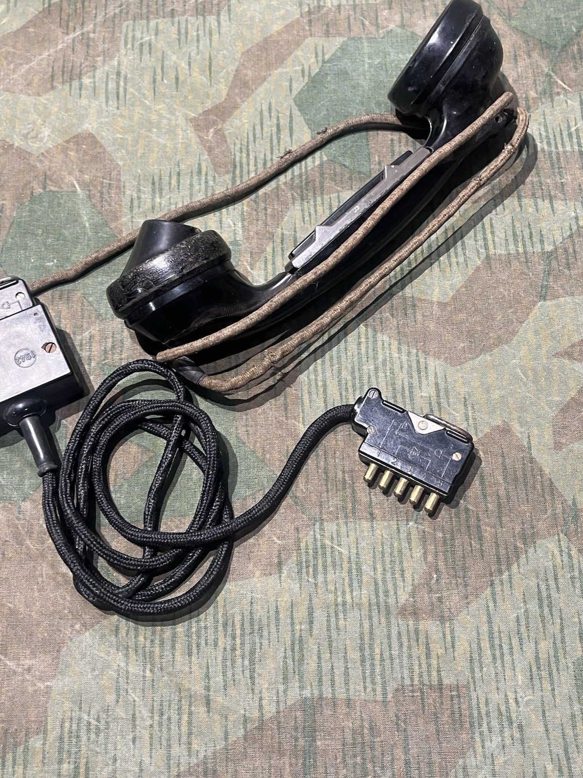 Original WW2 German FF33 Field Phone Telephone Handset (Extension Cord Only) - Image 3