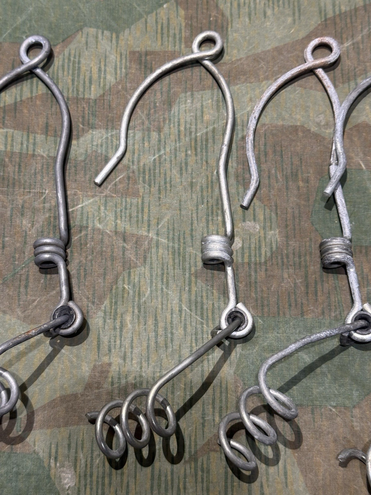 WW2 German Style 5x FF33 Field Phone Telephone / Radio Wire Tree Hangers - Image 4
