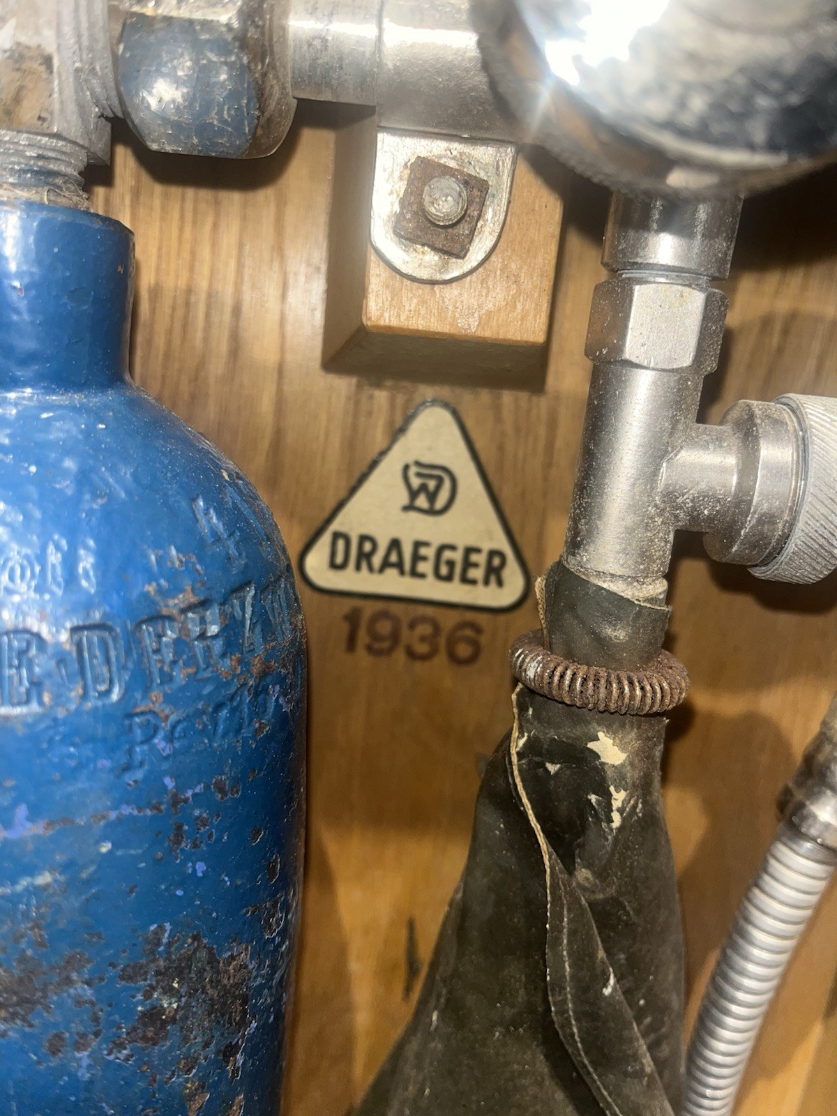 Original WW2 German Sauerstoffbehandlungsgerät Field Hospital Oxygen Mask Dated 1936 - Image 2
