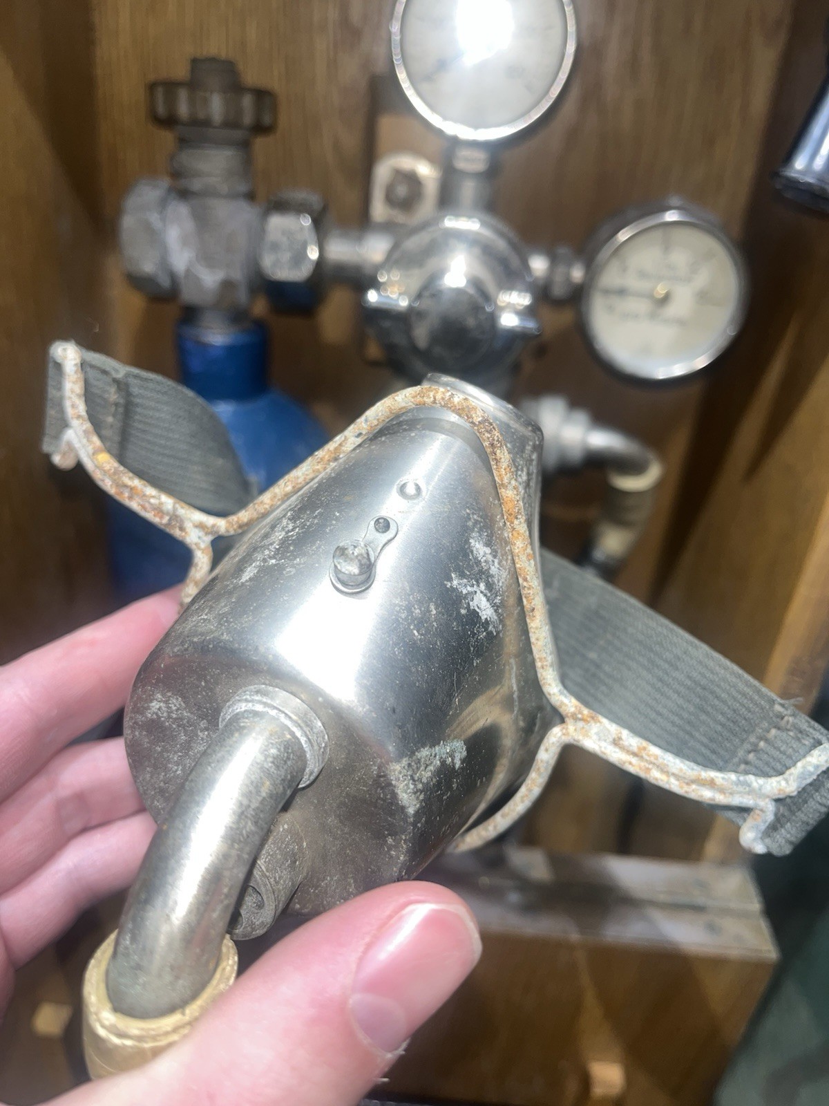 Original WW2 German Sauerstoffbehandlungsgerät Field Hospital Oxygen Mask Dated 1936 - Image 8