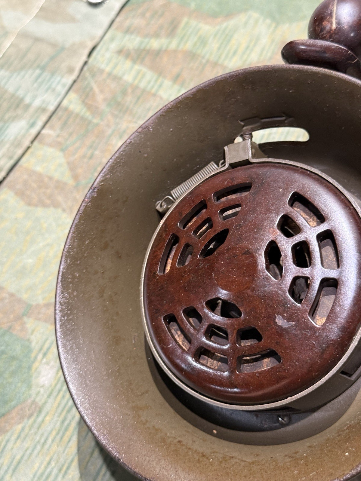 Original WW2 German Handheld Air Raid Siren 1940 Dated Tested & Working - Image 2