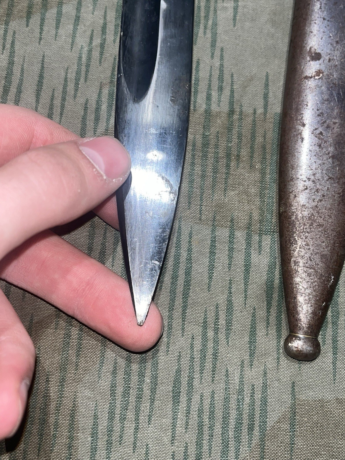 Original WW2 German Uniform K98 Bayonet, Scabbard, & Frog Matching #’s Berg & Co - Image 7