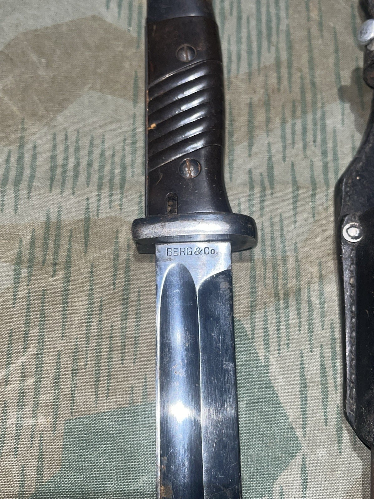 Original WW2 German Uniform K98 Bayonet, Scabbard, & Frog Matching #’s Berg & Co - Image 8