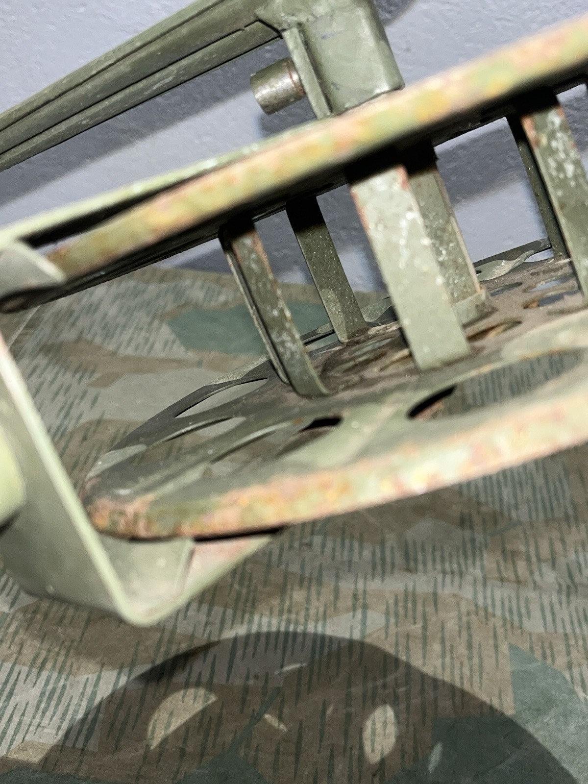 WW2 German Style / Post War FF33 Field Telephone Wire Hand Cable Reel - Image 17