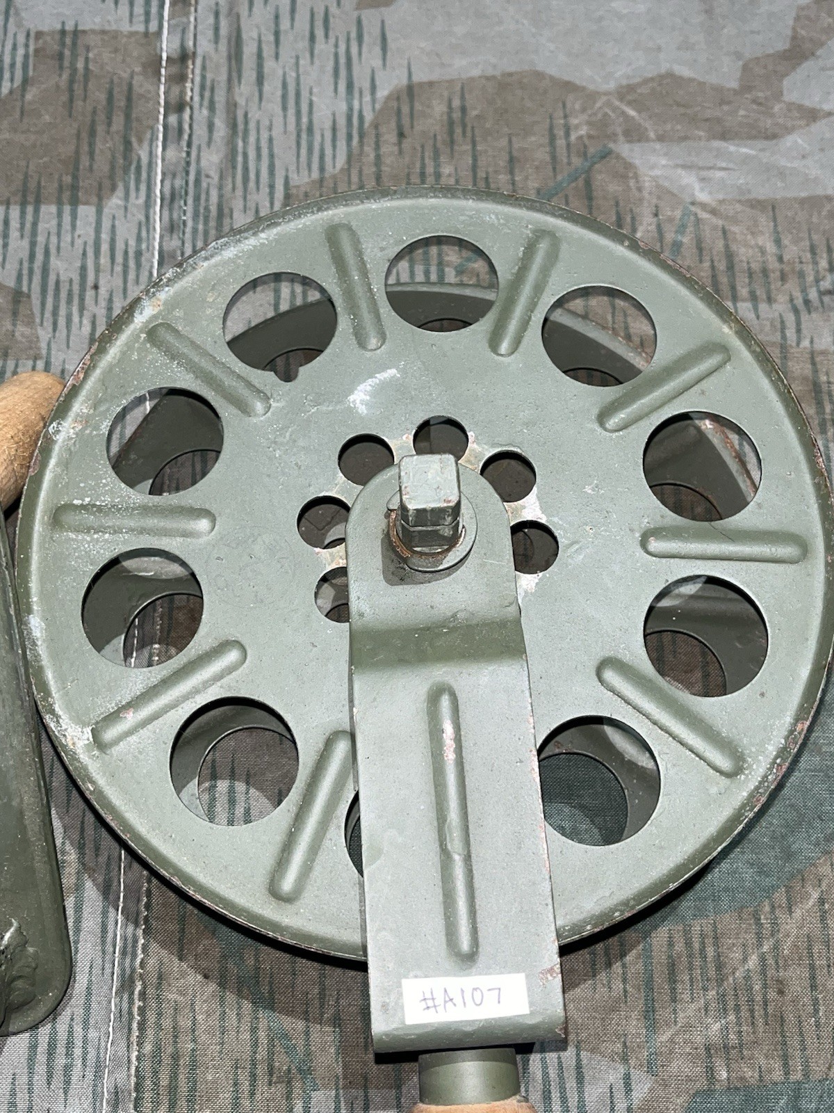 WW2 German Style / Post War FF33 Field Telephone Wire Hand Cable Reel - Image 21