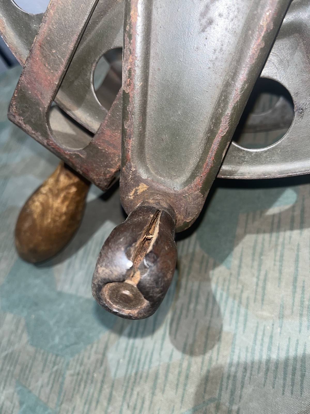 Original WW2 German FF33 Field Telephone Wire Hand Cable Reel 1939 - Image 2