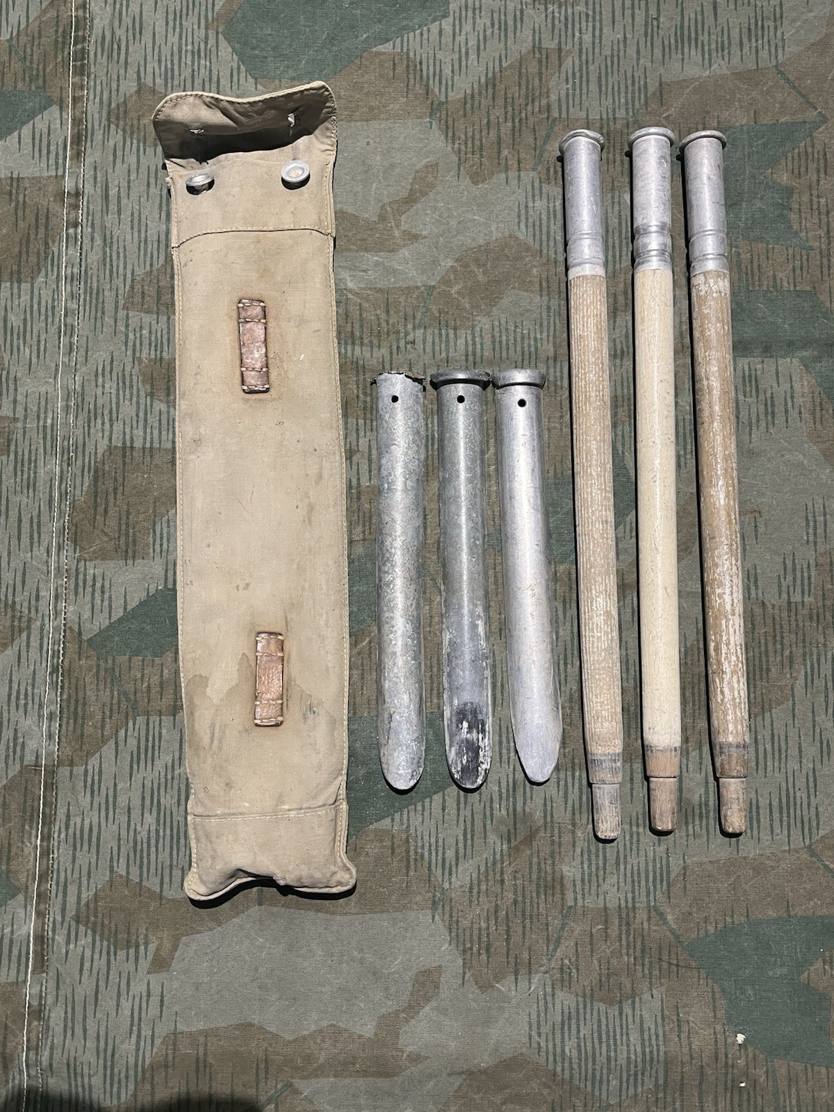 WW2 German Style / Swiss Zeltbahn Poncho Tent Stakes & Poles Set w/ Case