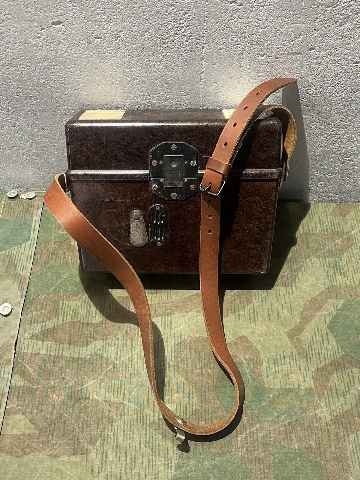 Reproduction WW2 German FF33 Field Telephone / Switchboard Leather Shoulder Strap Sling