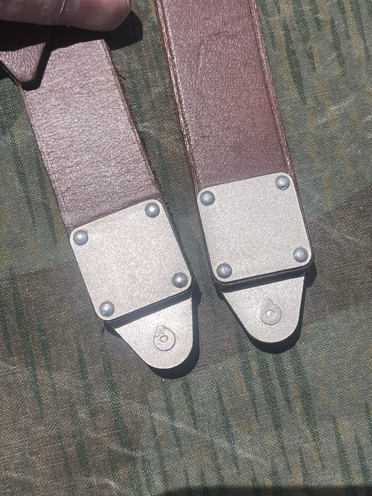 Reproduction WW2 German FF33 Field Telephone / Switchboard Leather Shoulder Strap Sling - Image 7