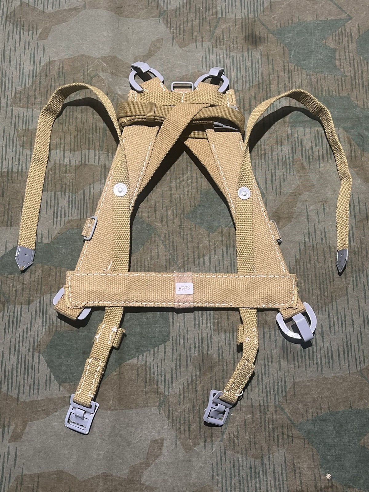 Reproduction WW2 German Wehrmacht Uniform Web Strap A-Frame Carrier
