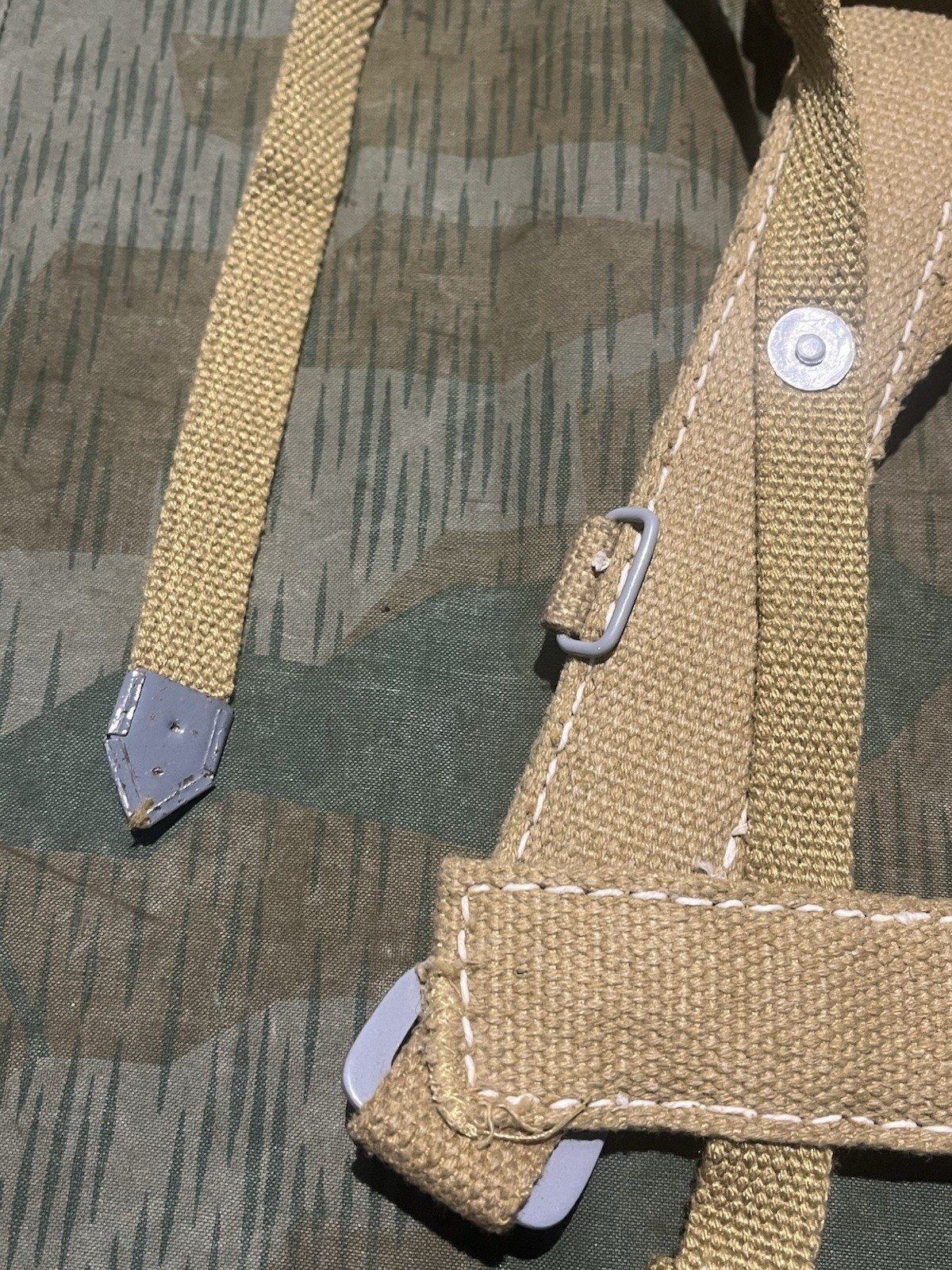 Reproduction WW2 German Wehrmacht Uniform Web Strap A-Frame Carrier - Image 4