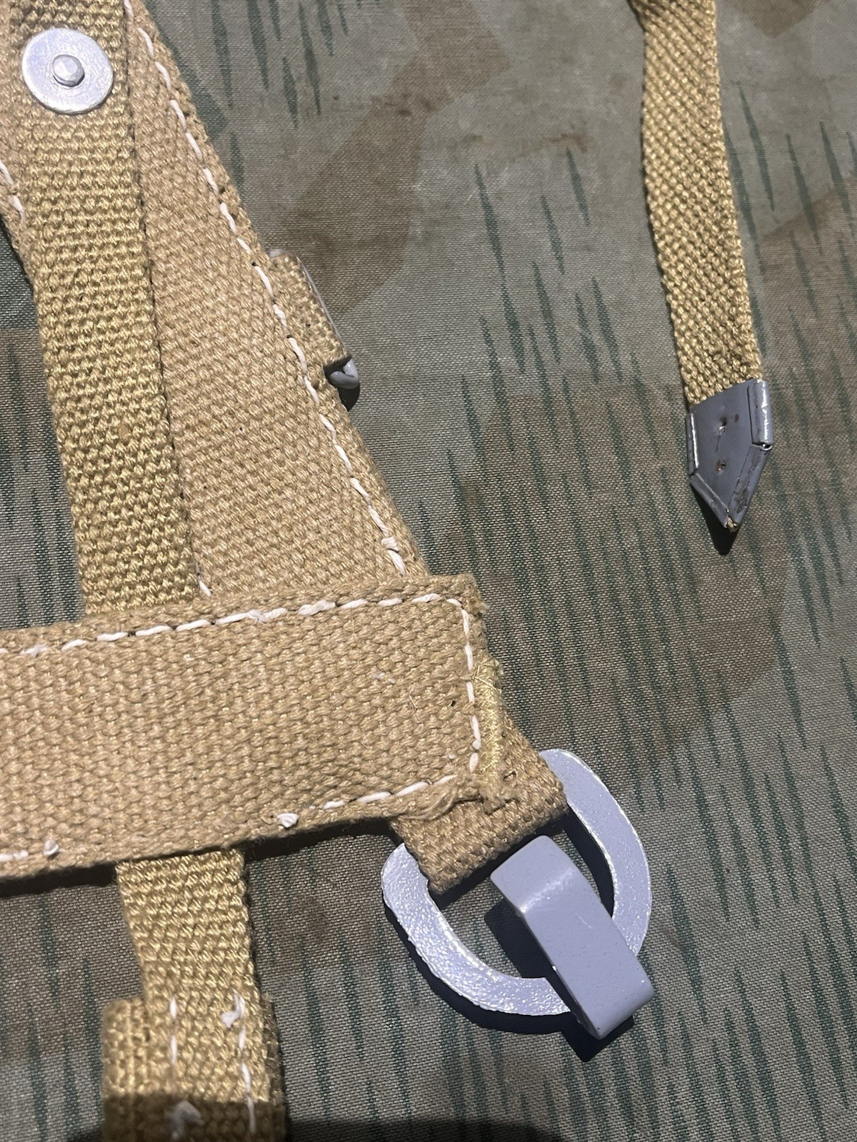 Reproduction WW2 German Wehrmacht Uniform Web Strap A-Frame Carrier - Image 7