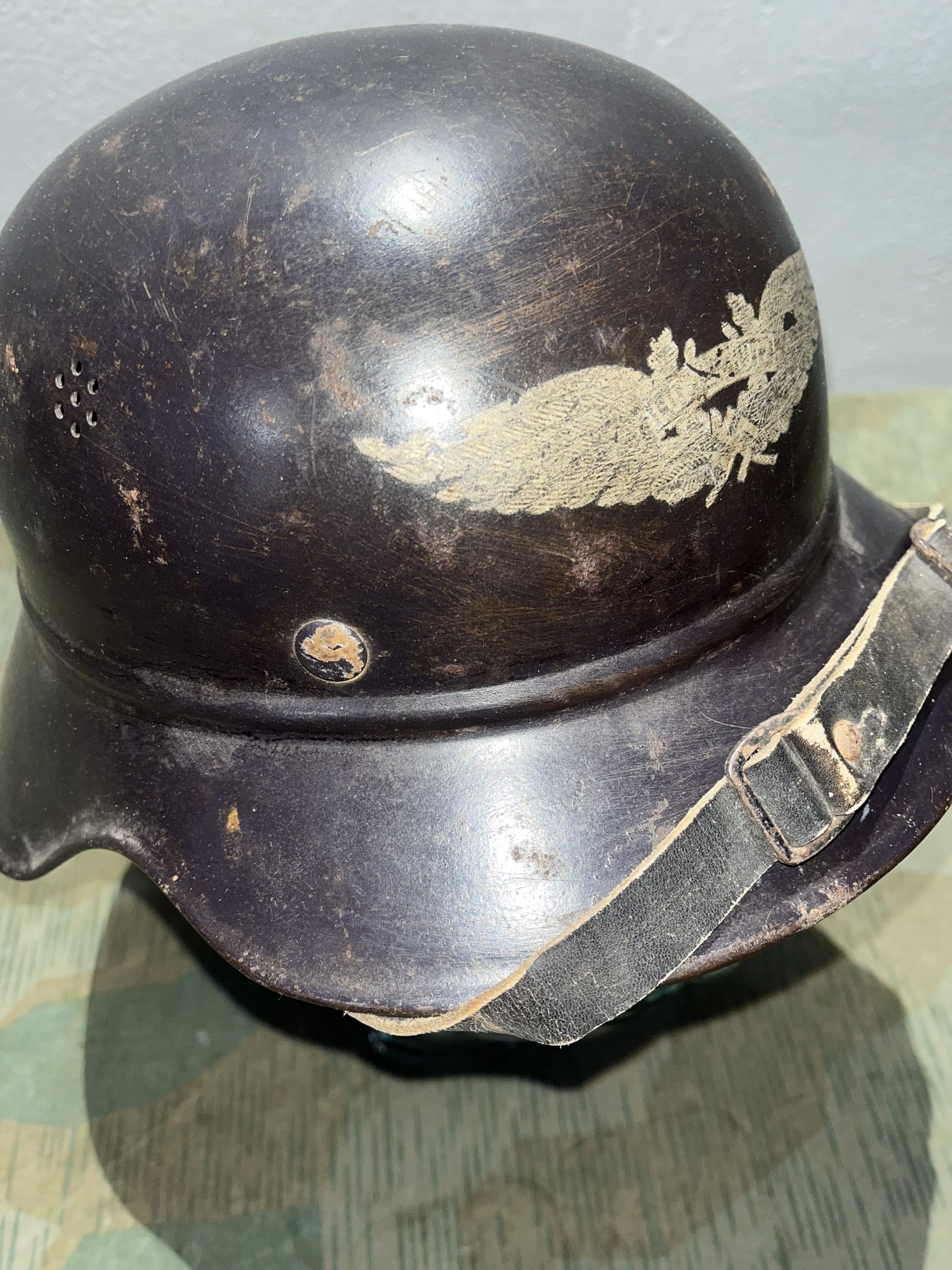 Original WW2 German M38 RL2 39/41 Luftschutz Air Defense Gladiator Style Helmet w/ Decal - Image 5