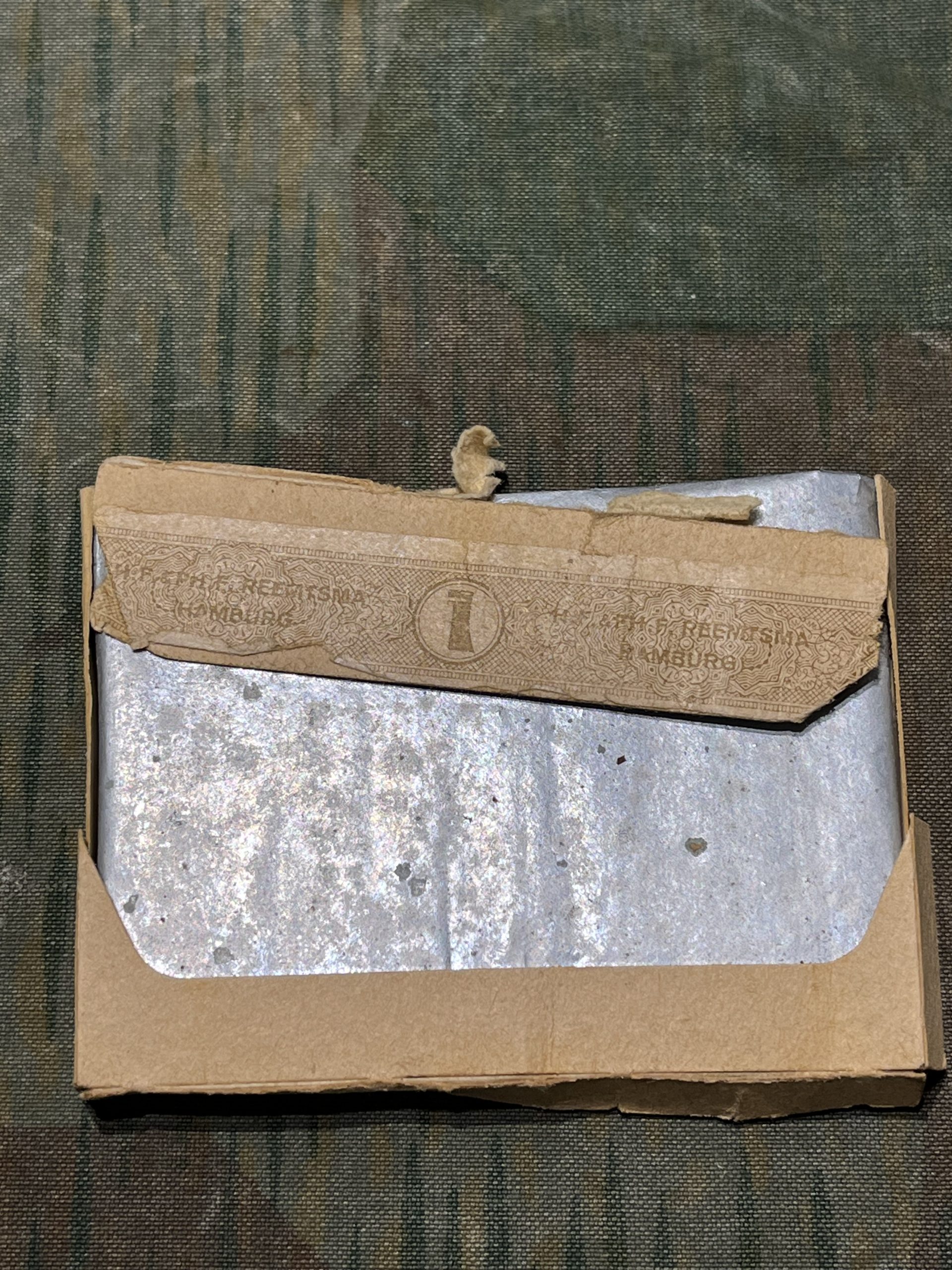 Original WW2 German Uniform Pocket Reemtsma Sorte R6 Zigaretten Box - Image 11