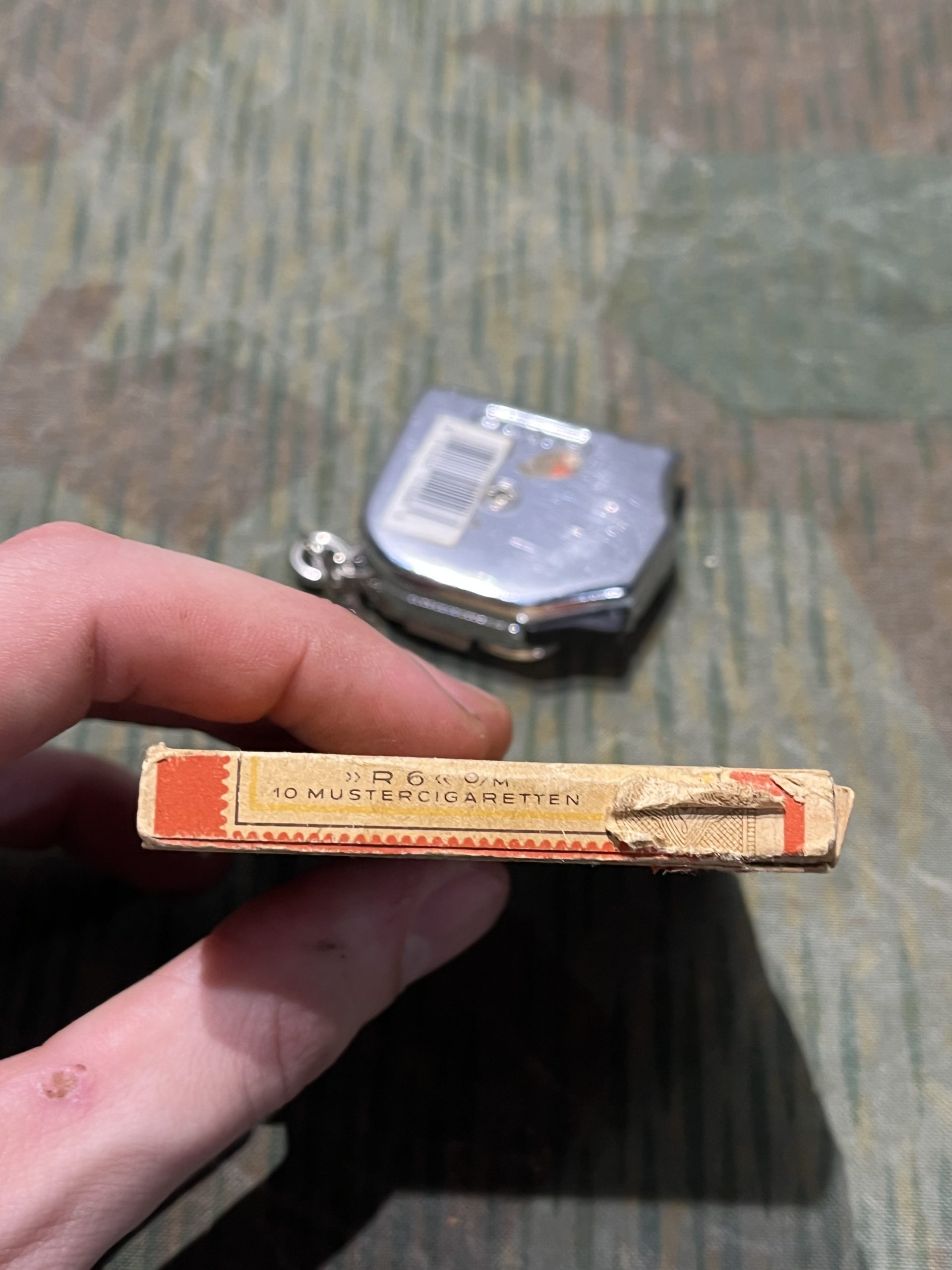 Original WW2 German Uniform Pocket Reemtsma Sorte R6 Zigaretten Box - Image 6