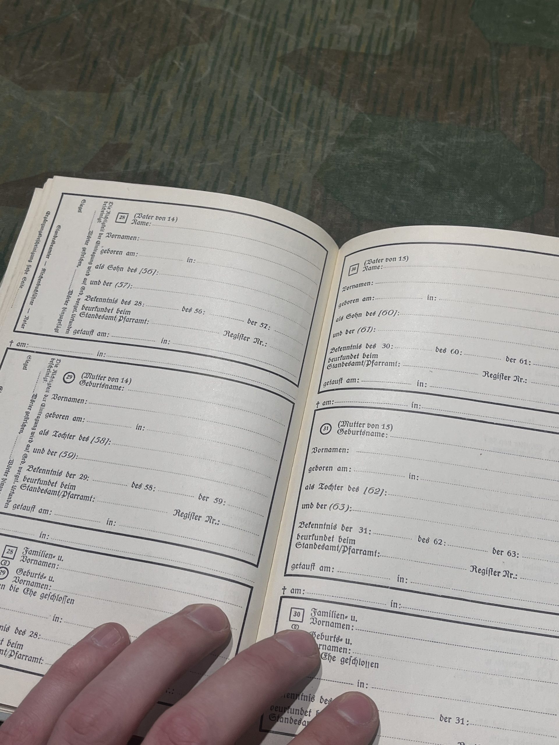 Original Pre-WW2 German "Ahnenpaß" Ancestry Pass Book - Image 10