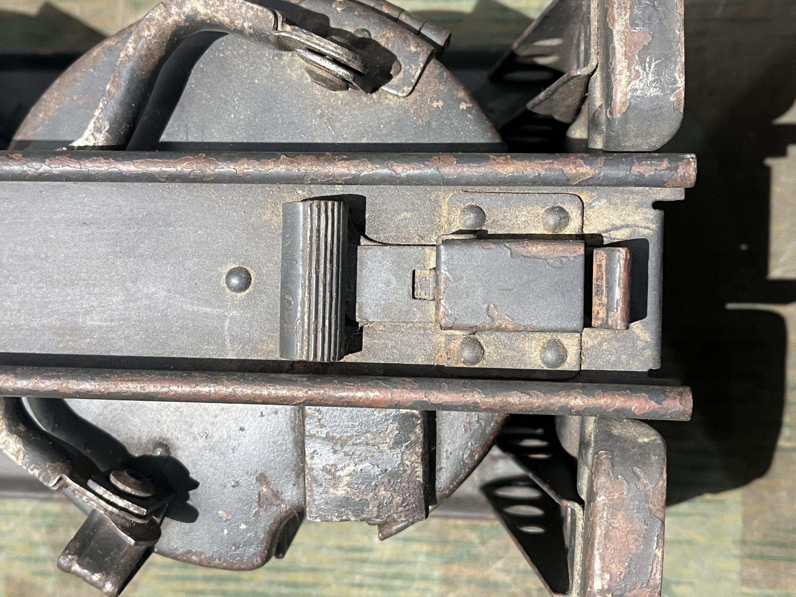 Original WW2 German Mg34 Mg42 2x Drums w/ Carrier Gurttrommel Marked 963 1940 (Original Panzergrau Painted) - Image 13