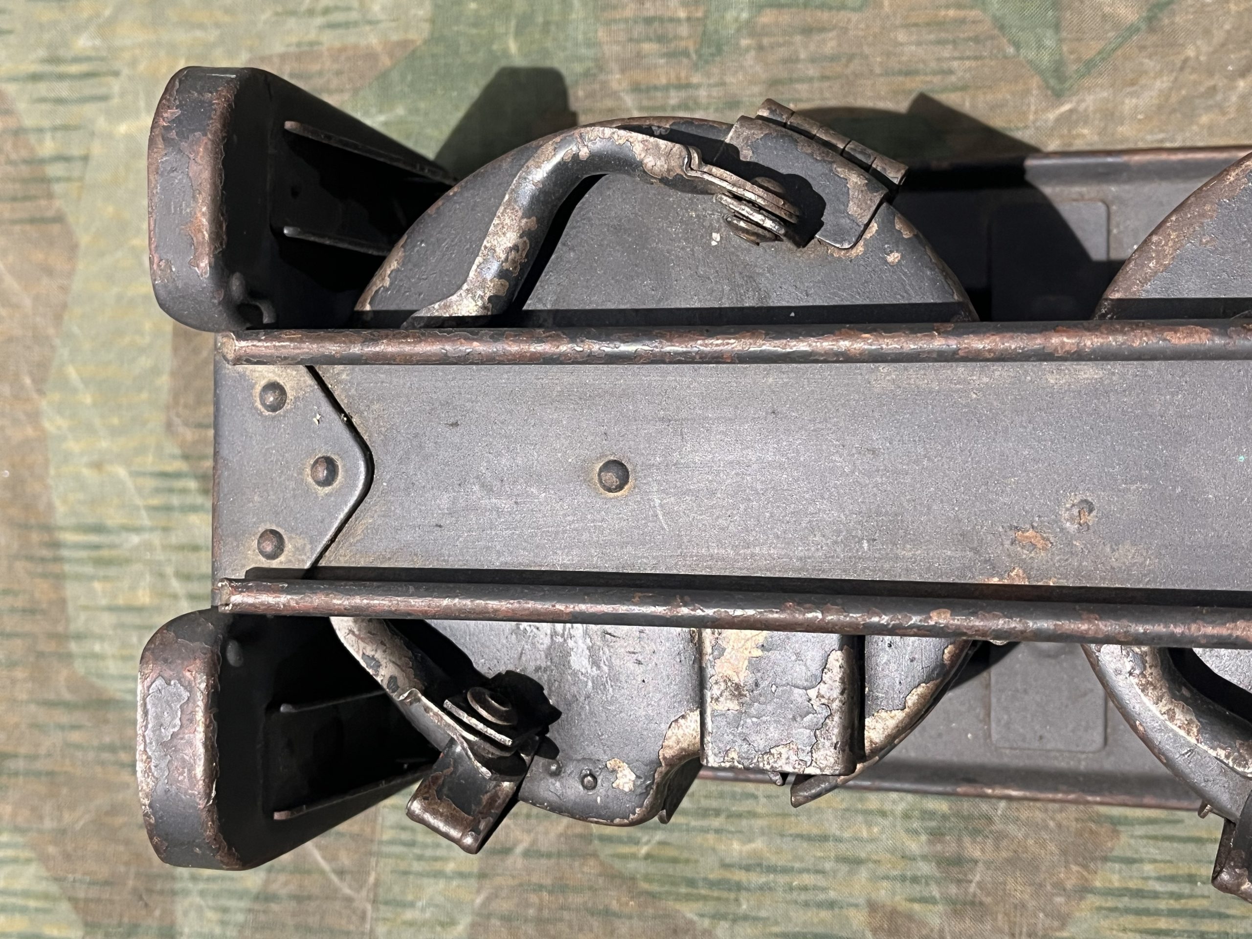 Original WW2 German Mg34 Mg42 2x Drums w/ Carrier Gurttrommel Marked 963 1940 (Original Panzergrau Painted) - Image 14