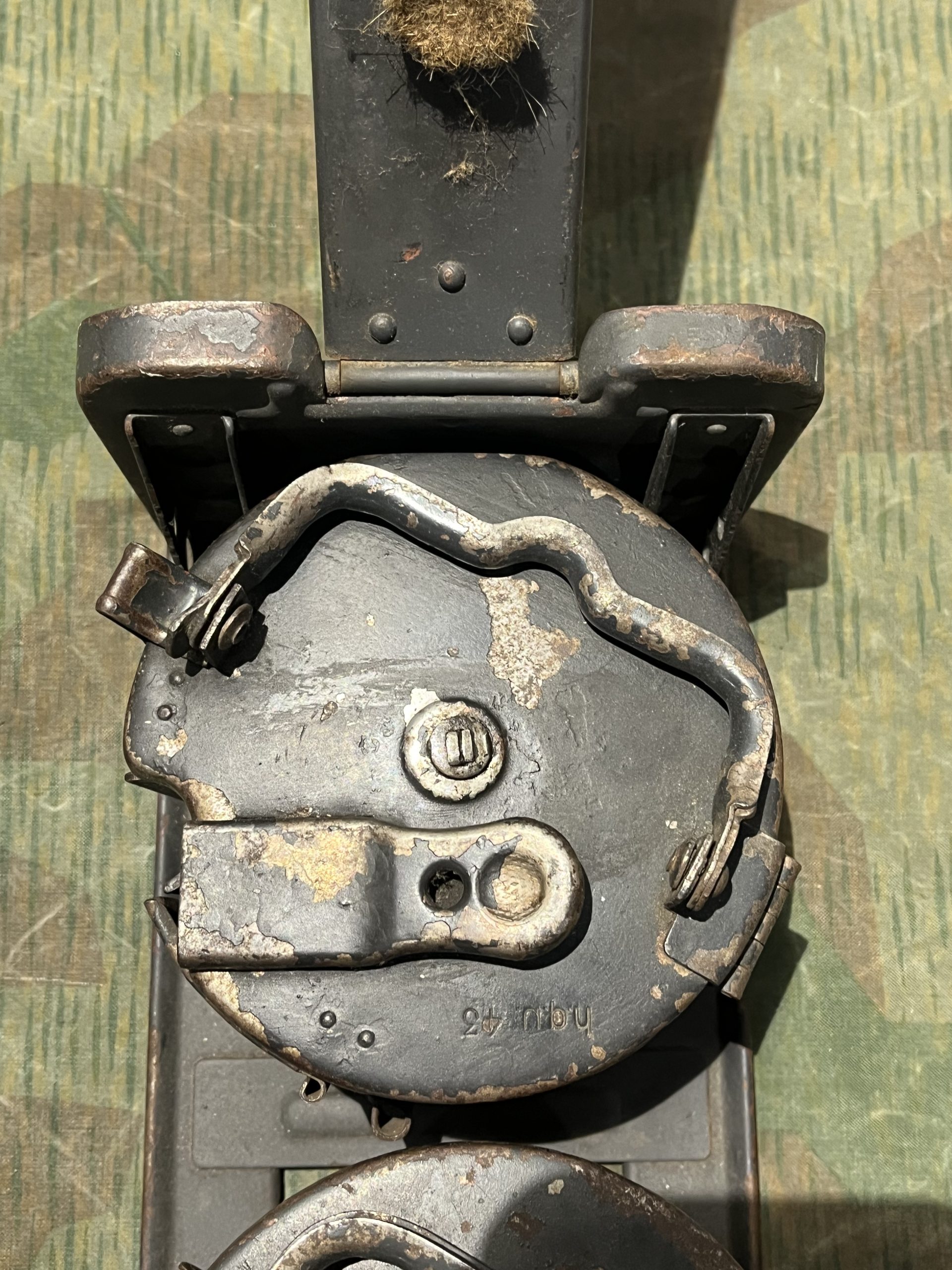 Original WW2 German Mg34 Mg42 2x Drums w/ Carrier Gurttrommel Marked 963 1940 (Original Panzergrau Painted) - Image 19