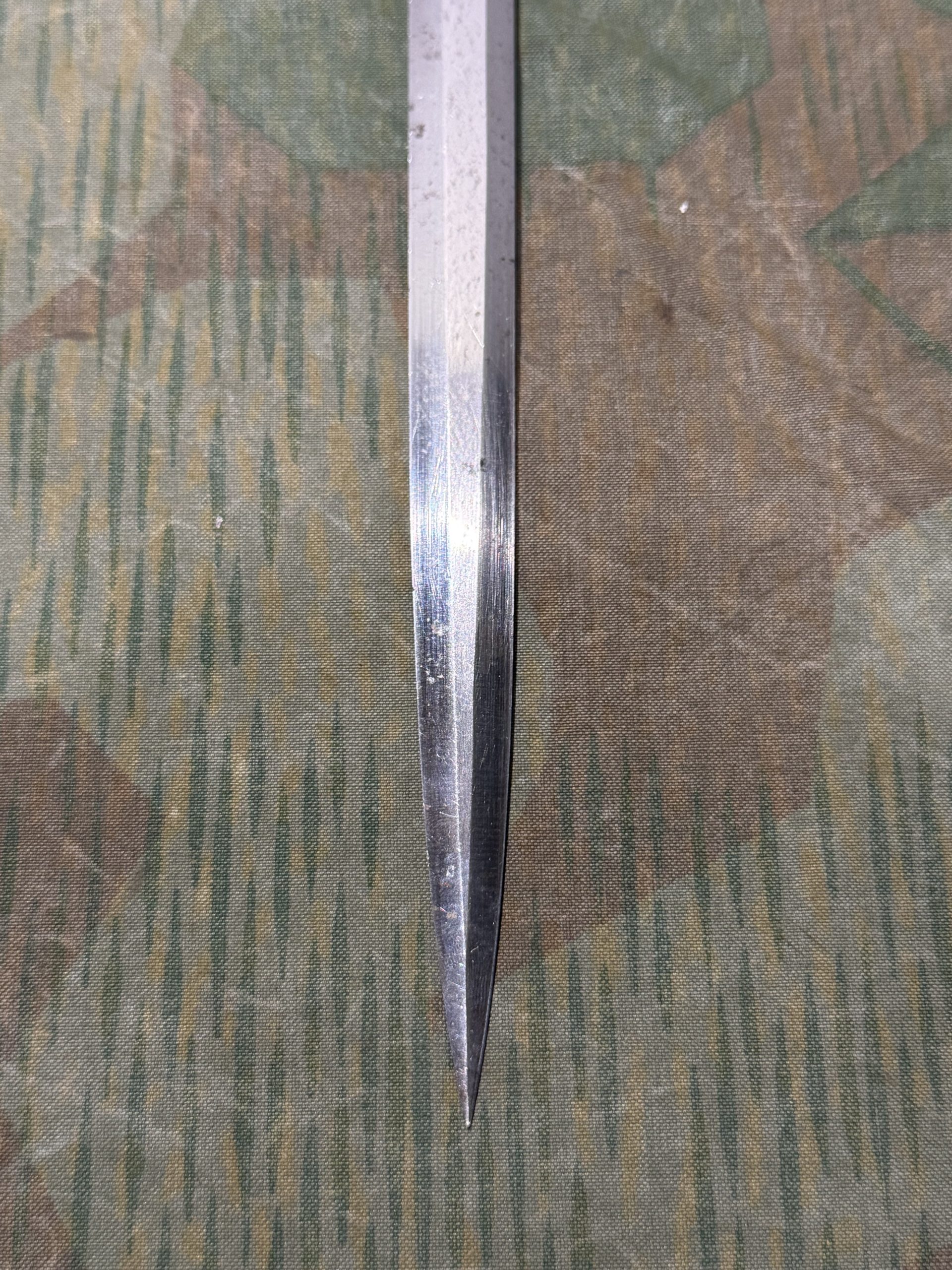 Original WW2 German Luftwaffe 2nd Model Officer's Dagger - F.W. Höller (With Repro Sheath) - Image 25