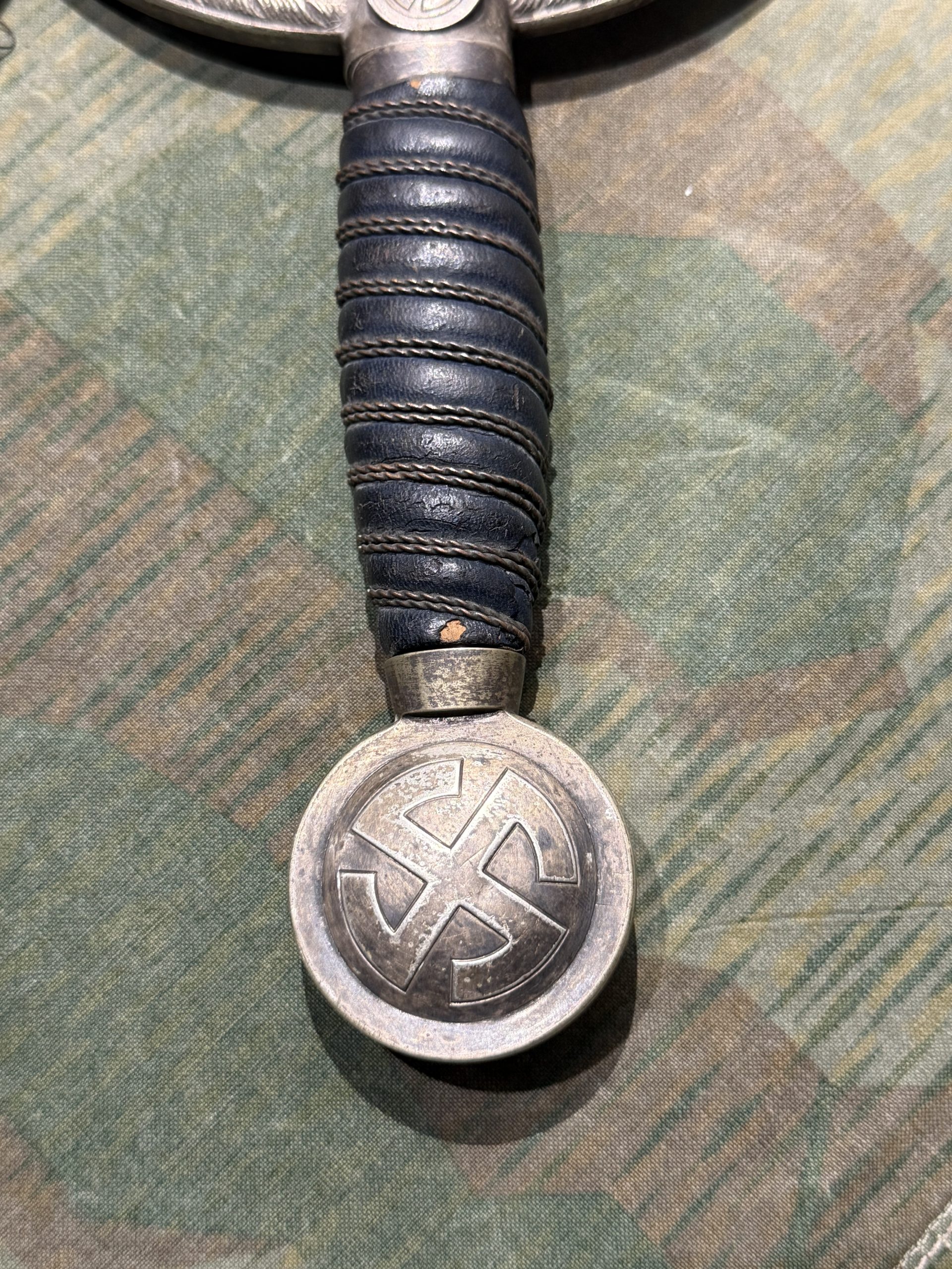 Original WW2 German Luftwaffe Officer's Sword w/ Scabbard (Fliegerschwert) - Carl Eickhorn - Image 17