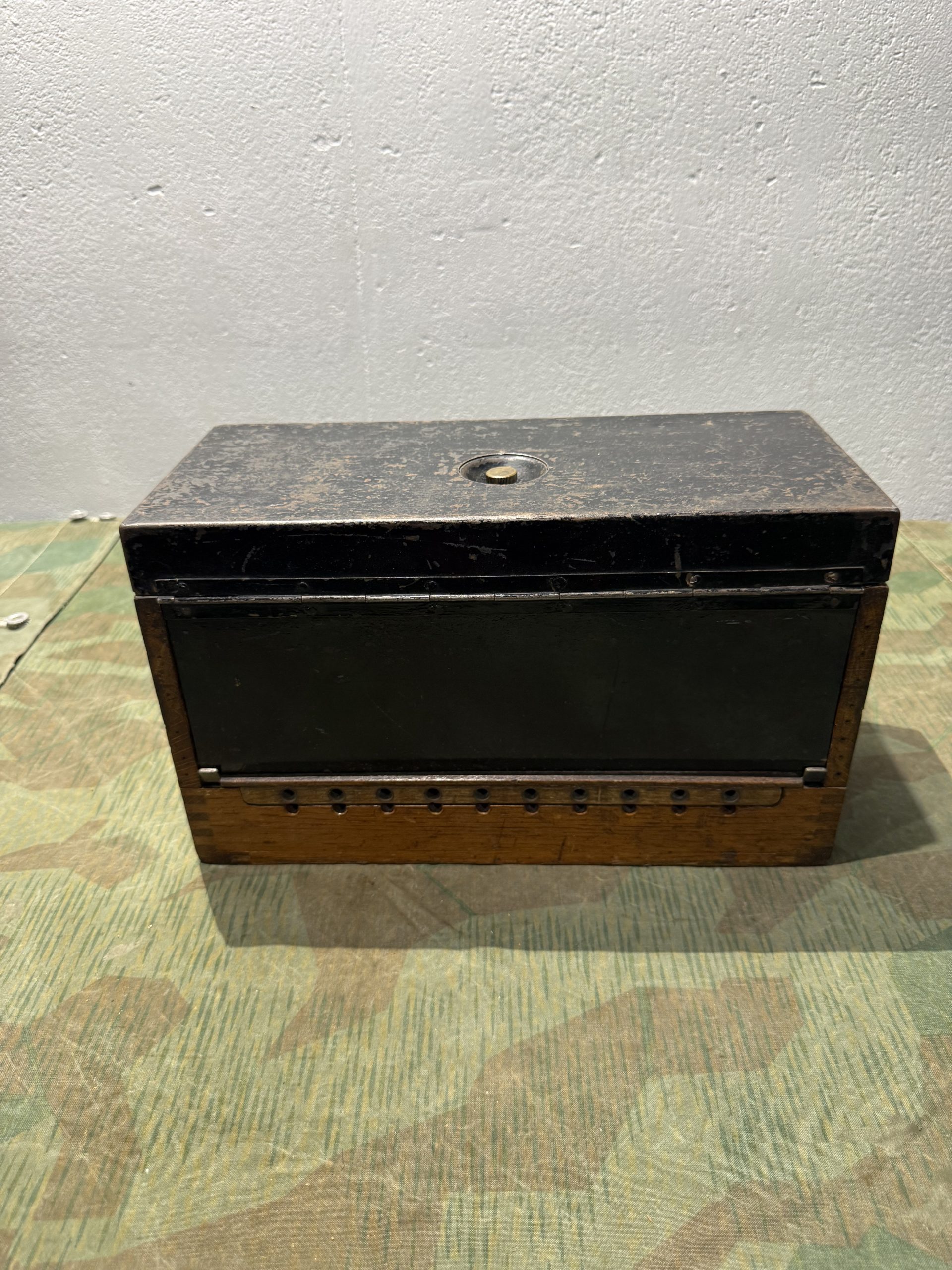Original WW2 German 10 Line Switchboard Klappenschrank 1940 Dated Working Condition w/ Transit Lid - Image 2