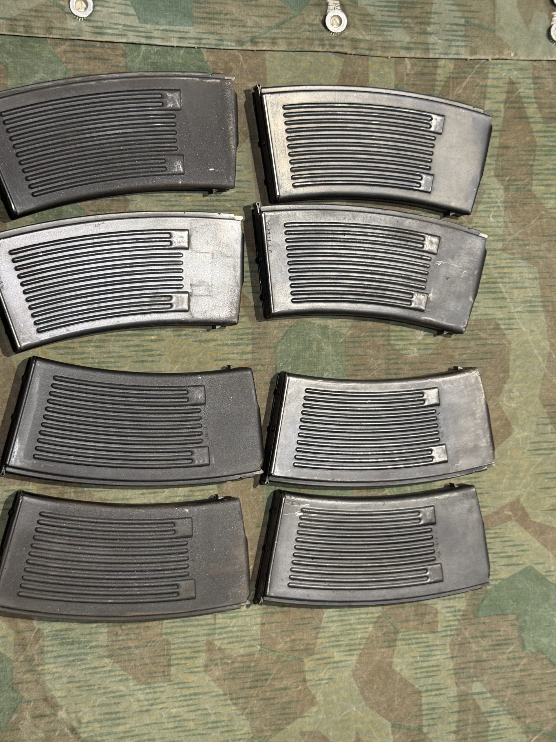 Original WW2 German MG13 8x Magazines w/ Carry Pouches - Image 13