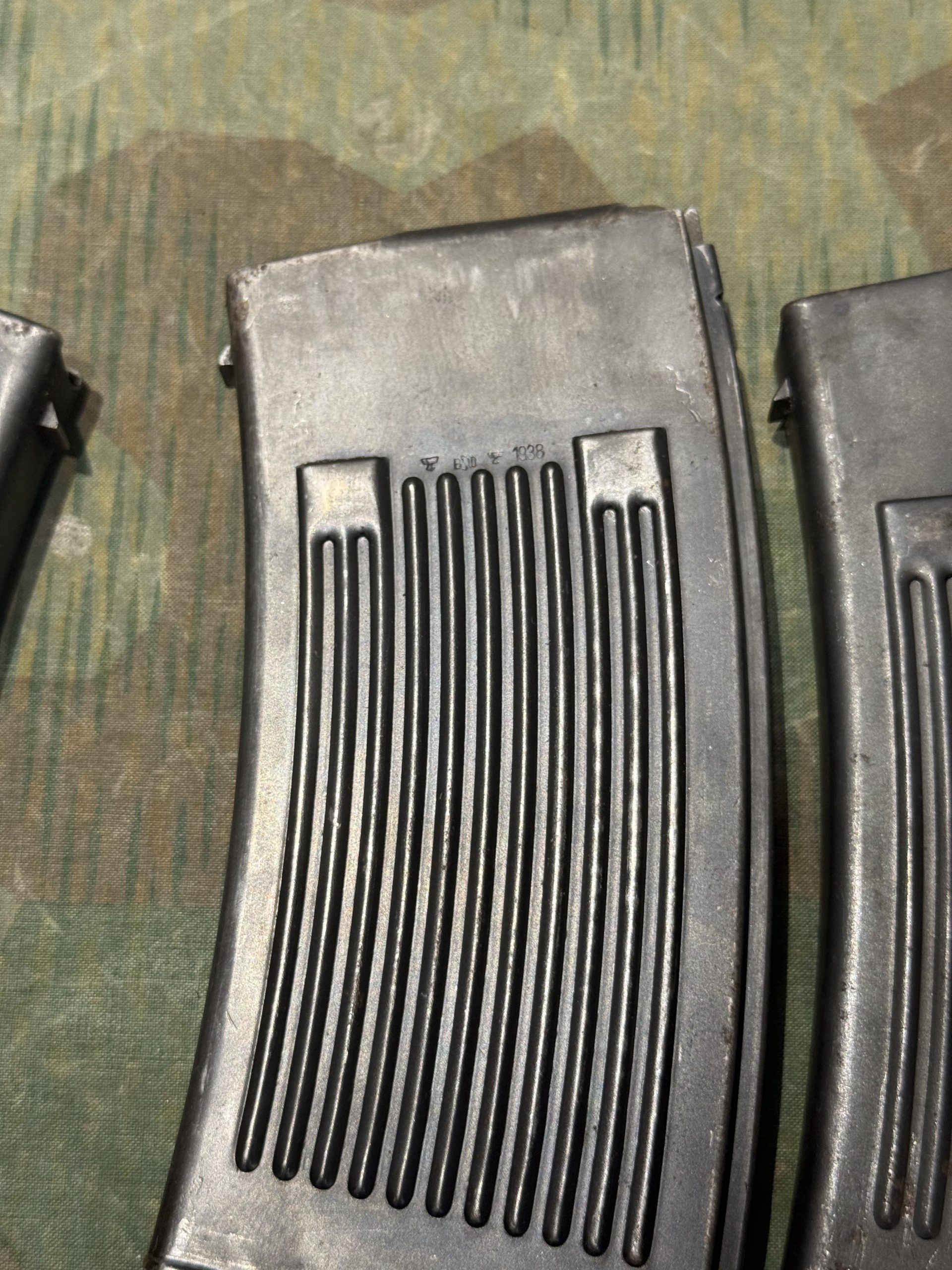 Original WW2 German MG13 8x Magazines w/ Carry Pouches - Image 20