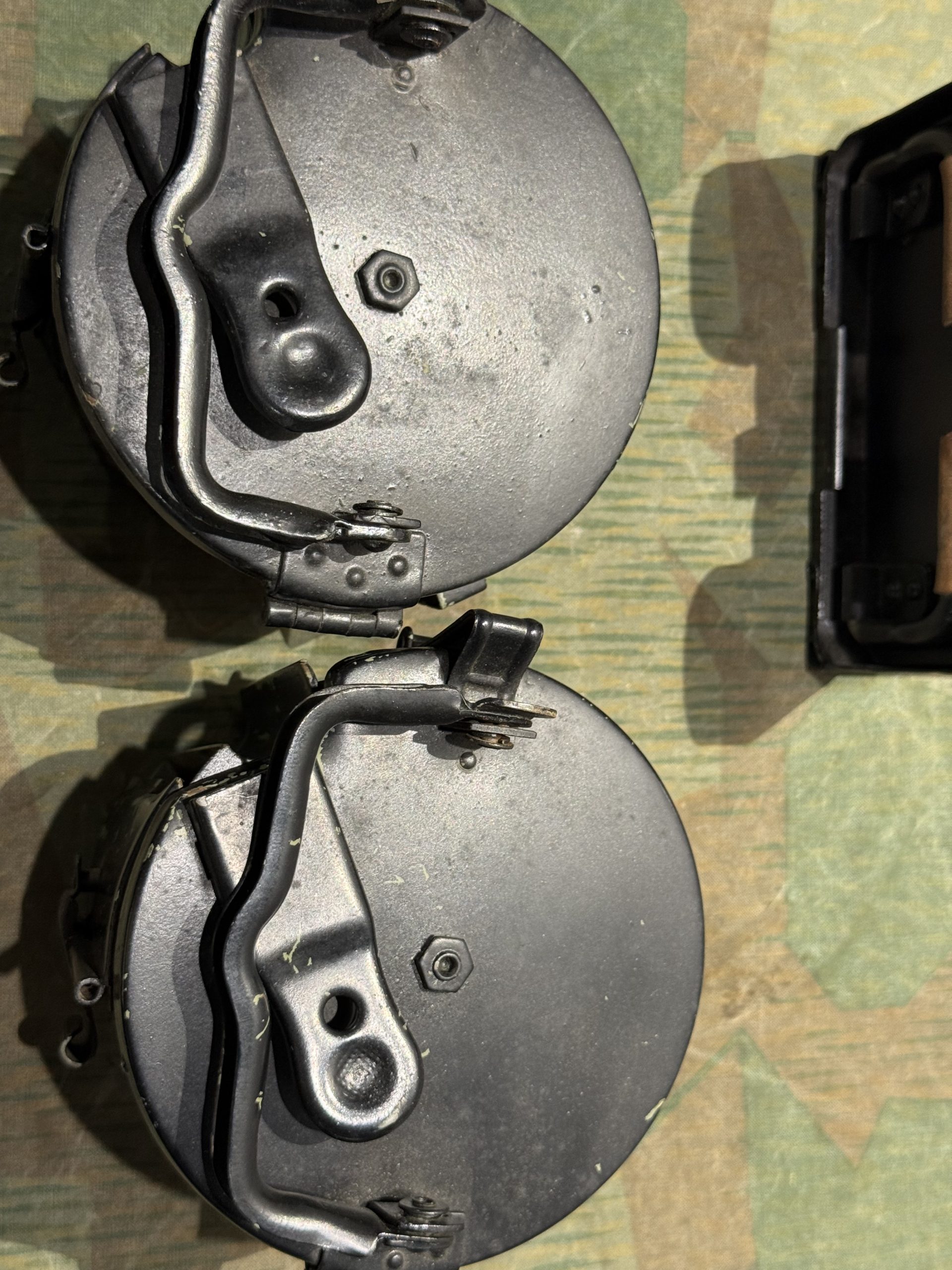 WW2 German Style / Yugo Mg34 Mg42 2x Drums w/ Carrier Gurttrommel - Image 15