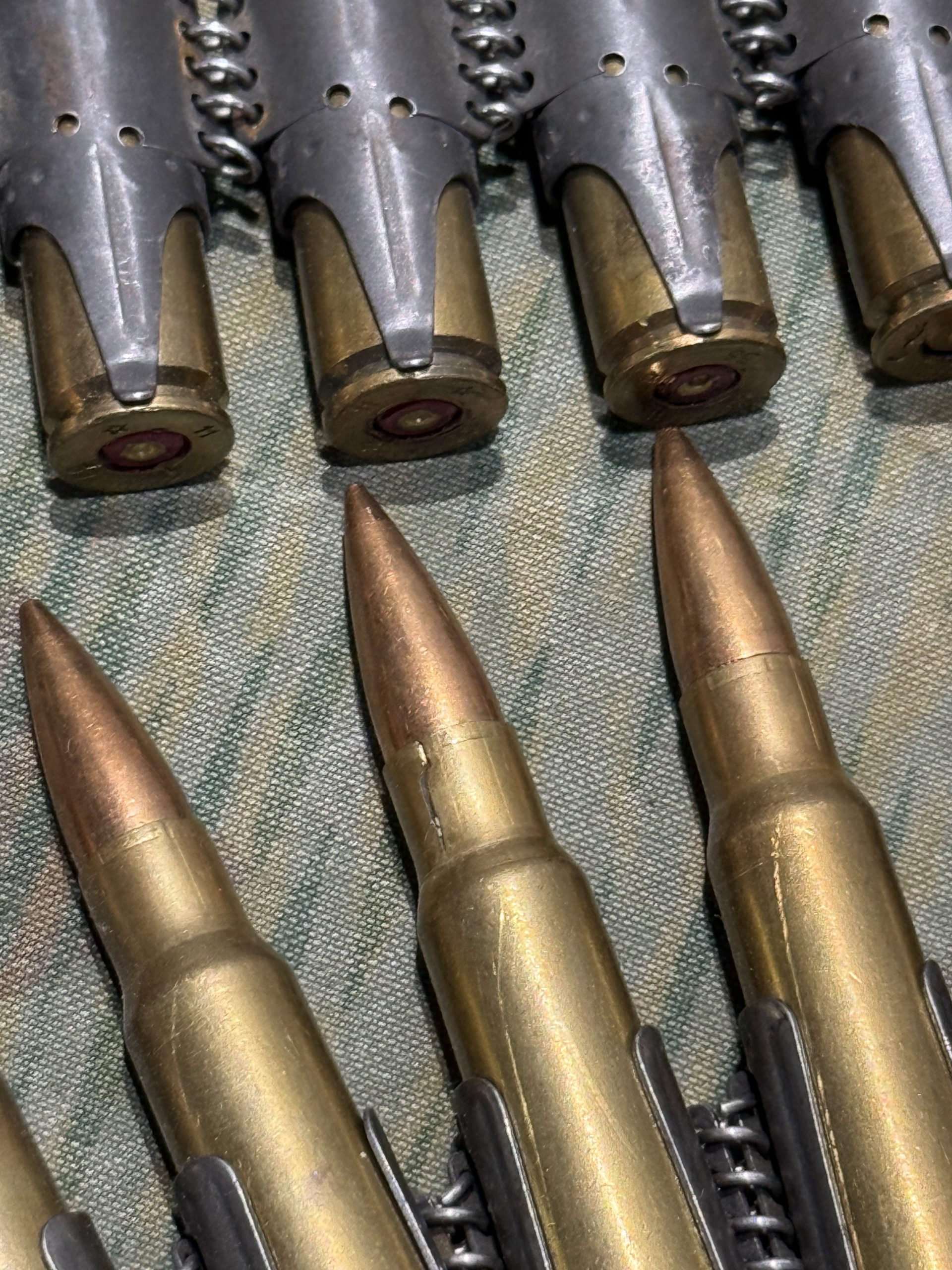 WW2 German Style Mg34 Mg42 8mm 100rd Ammo Belt w/ Starter Tab INERT Spent Primers Remain - Image 5