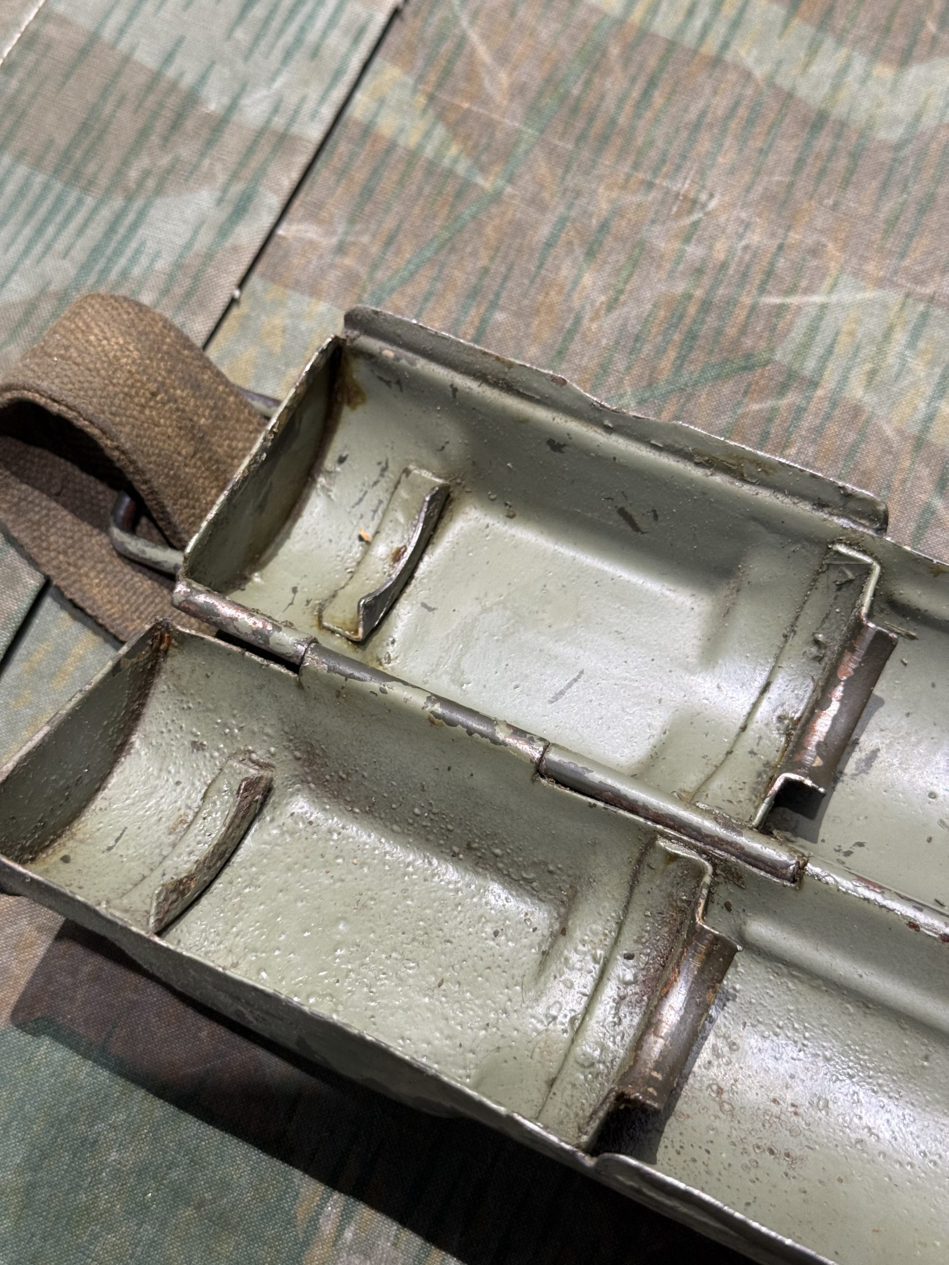 Original WW2 German Mg34 Spare Barrel Carrier Holder Marked Laufschützer 43 BEQ - Image 9