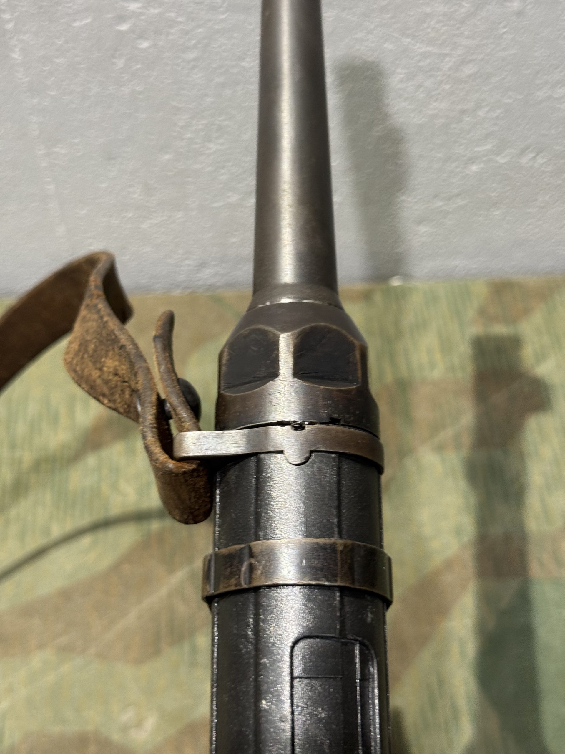 Original WW2 German Deactivated MP40 Display Gun BNZ 1943 Marked w/ Live Barrel, Sling & Magazine - Image 23